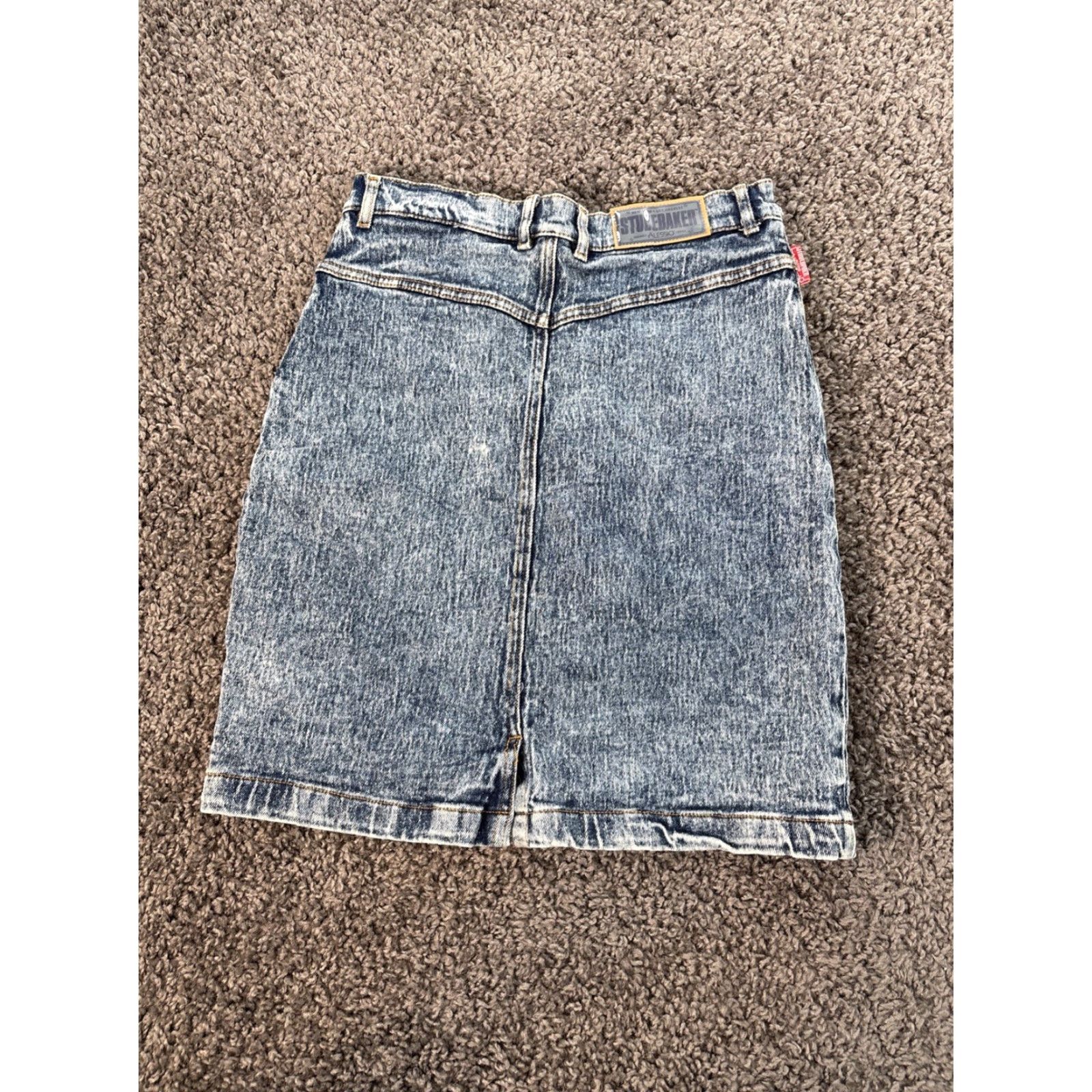 Vintage VINTAGE 1980s Studebaker Alessio Acid Wash Denim Skirt Short 28 Blue Women Mini Slit Pockets 80s Theme Mens? Size 28" / US 6 / IT 42 - 6 Thumbnail