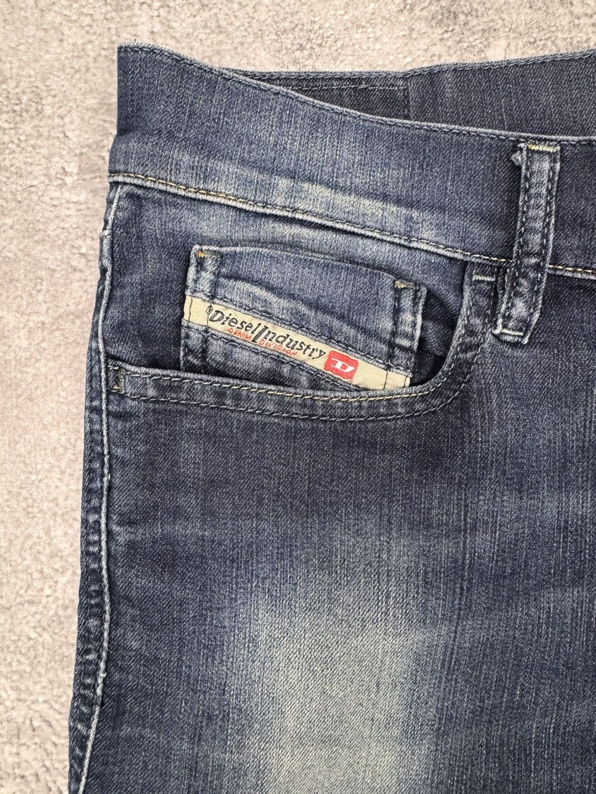 Diesel Diesel Men Jeans Blue Straight Fit Size 30 Size US 30 / EU 46 - 8 Thumbnail