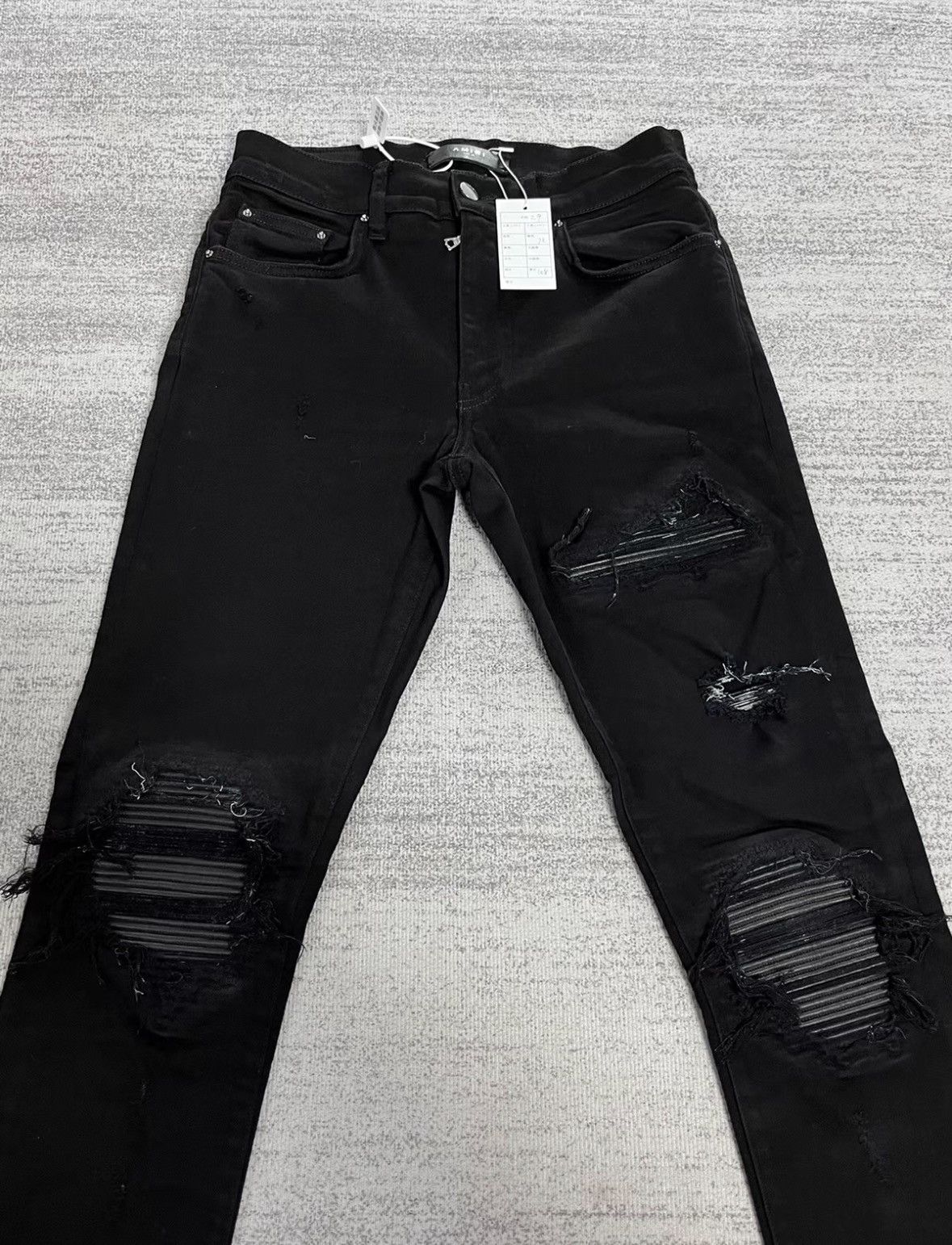 Amiri AMIRI Knee Patch Leather Black Destroyed Jeans Size US 29 - 2 Thumbnail