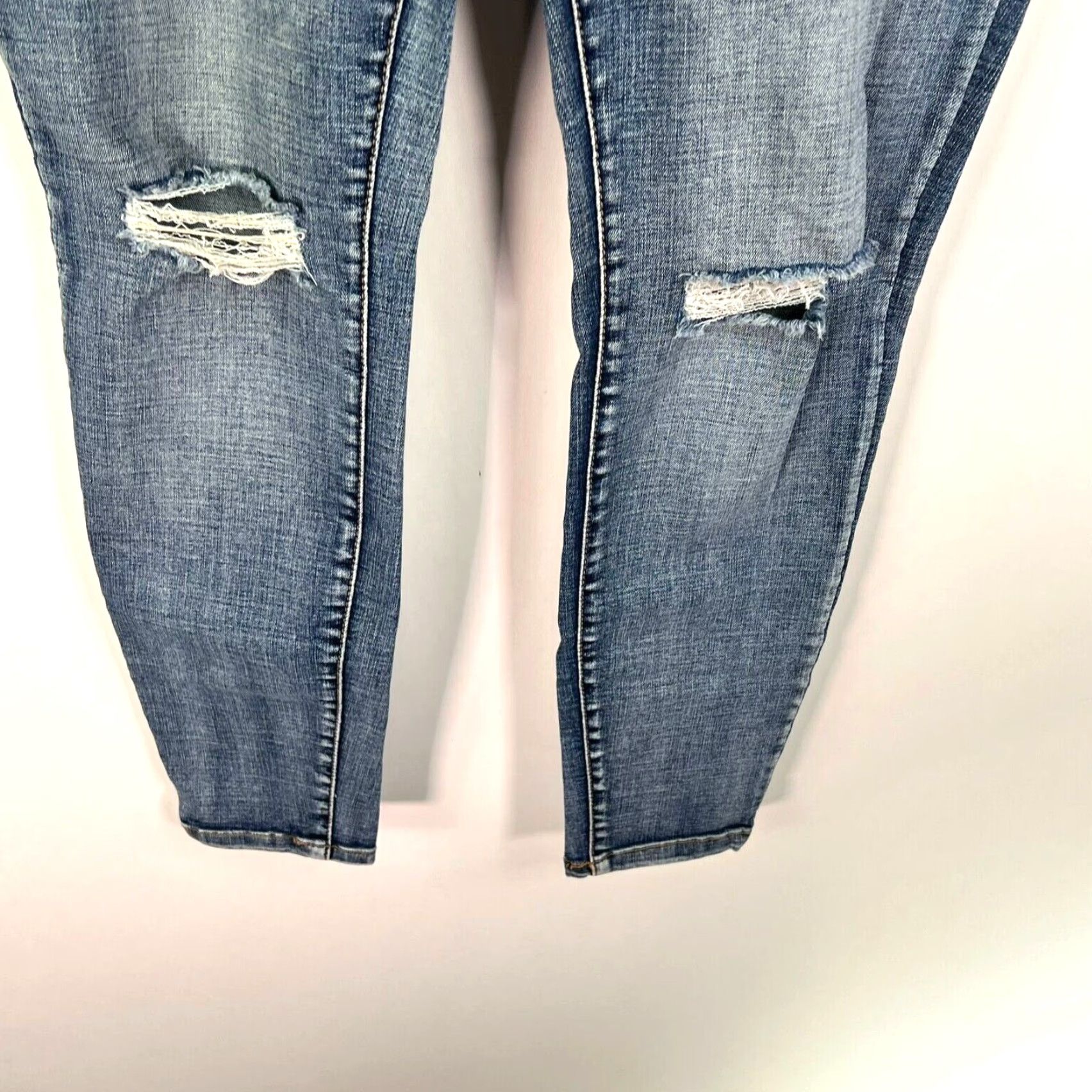 Vintage Maurice's Distressed Skinny Jeans Womens Size M 32X29 Blue Denim 5-Pocket Regular Rise Mid Size 32" / US 10 / IT 46 - 4 Thumbnail