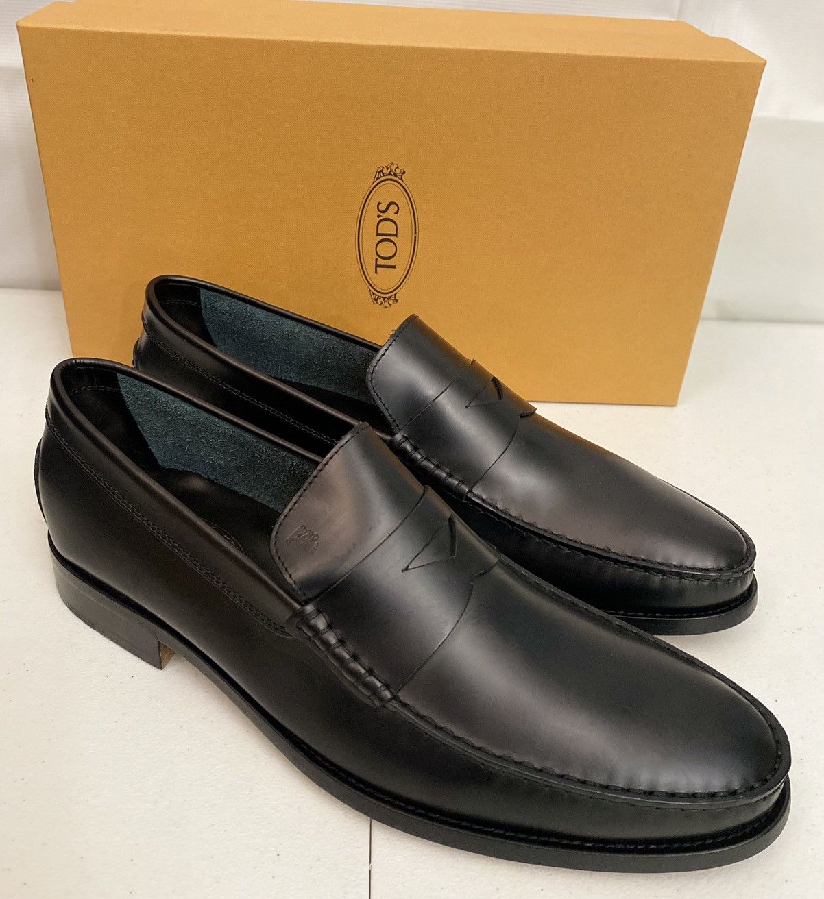 Tod's Tod’s 🇮🇹 Black Calf Leather Logo Emboss Devon Loafer 11 New Size US 11 / EU 44 - 11 Thumbnail