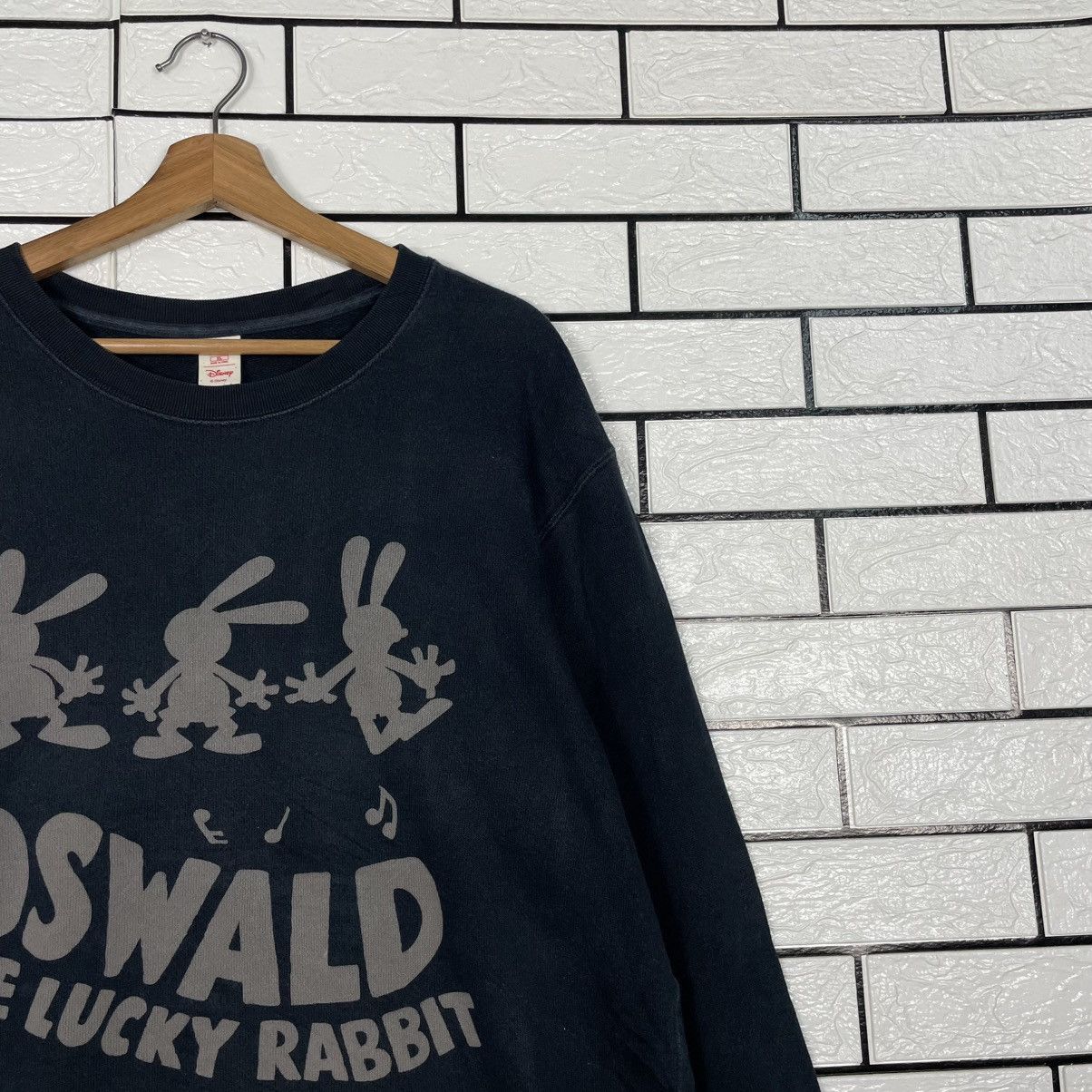 Disney Oswald The Lucky Rabbit Crewneck Sweatshirt Size US L / EU 52-54 / 3 - 5 Thumbnail