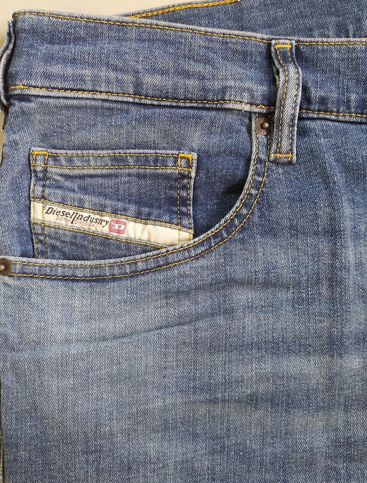 Diesel Diesel D-YENNOX L.30 MENS JEANS T/9877 Size US 34 / EU 50 - 4 Thumbnail