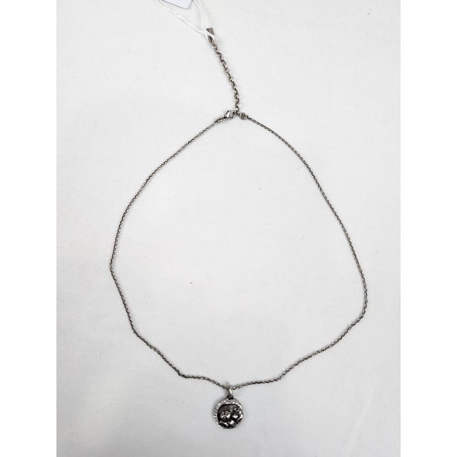 Saint Laurent Paris o1rshd1 Size: OS / Brass Medaille Rose Necklace Argent Oxyde Size ONE SIZE - 2 Thumbnail