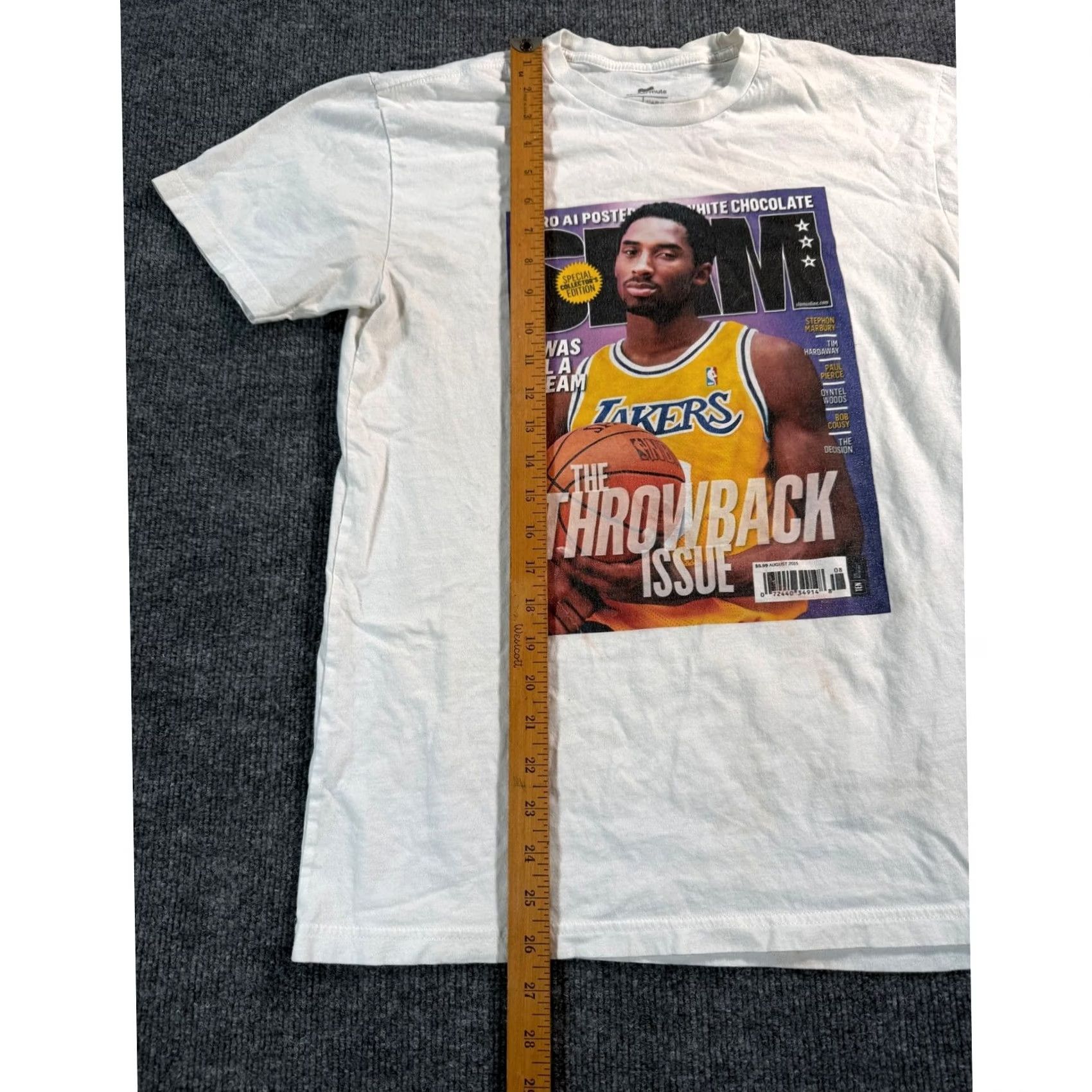 Vintage Kobe Bryant Lakers Slam Magazine T-Shirt Mens Medium Graphic Print Crew Neck White Sports 90s Shirt Printed Logo 2020s VINTAGE No Size US M / EU 48-50 / 2 - 5 Thumbnail