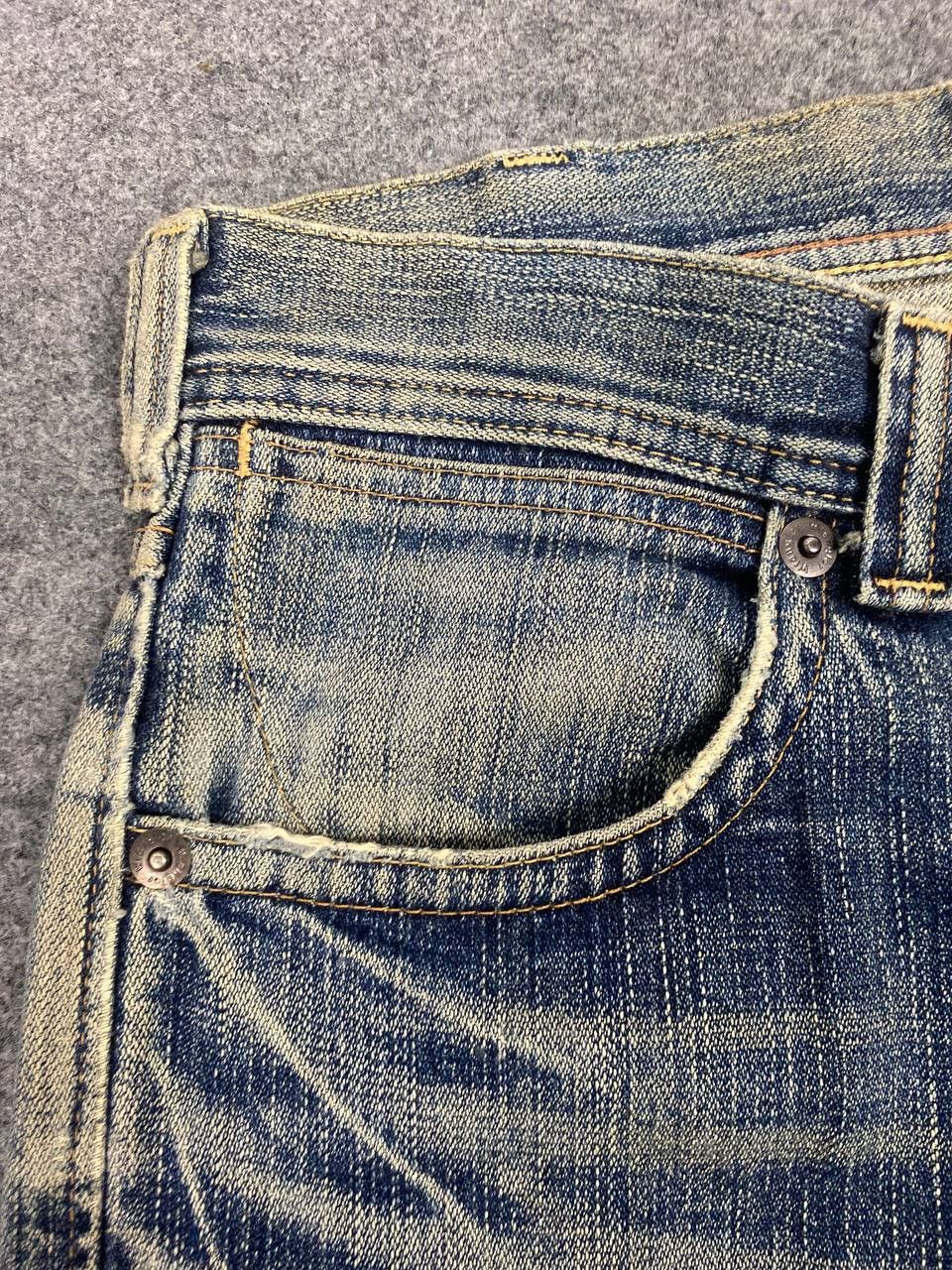 Wrangler vintage wrangler uneven faded distressed denim Size US 32 / EU 48 - 10 Thumbnail