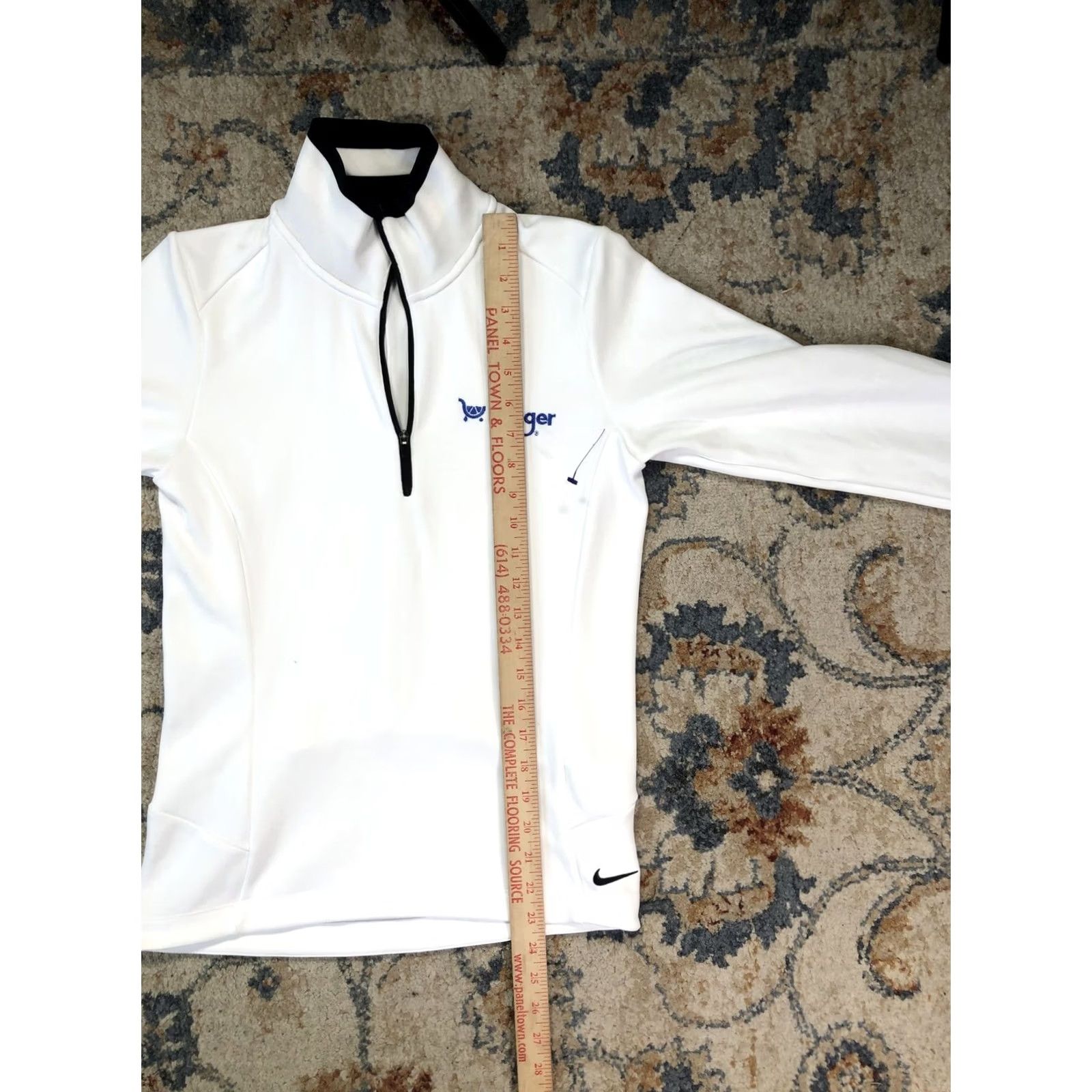 Nike Nike Pullover Womens Small White 1/4 Zip Mock Neck Kroger Logo Long Sleeve Shirt Ladies S White Kroger Logo Athletic Activewear Size S / US 4 / IT 40 - 7 Thumbnail