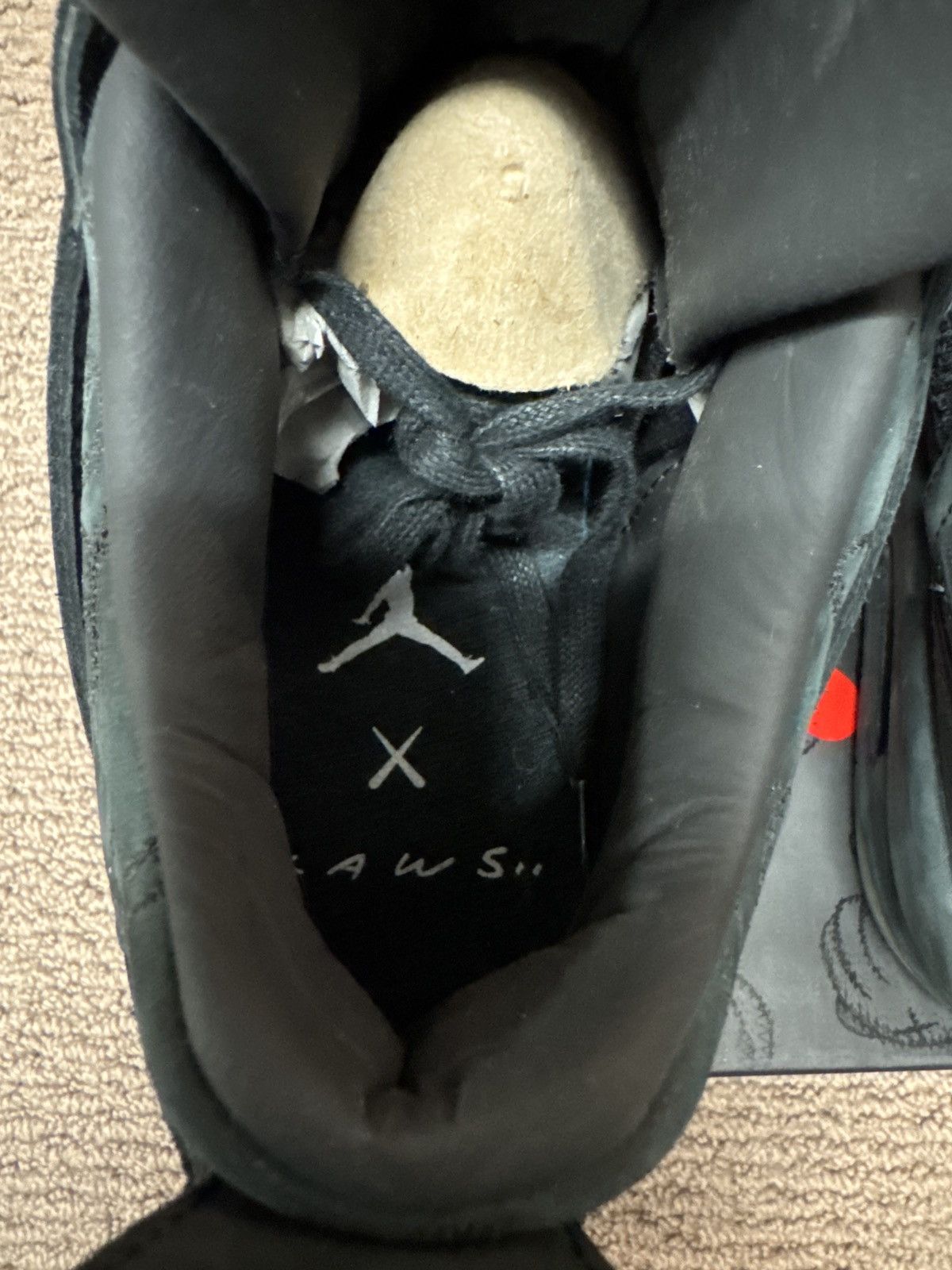Jordan Brand × Kaws Kaws Jordan 4 Size US 9.5 / EU 42-43 - 8 Thumbnail