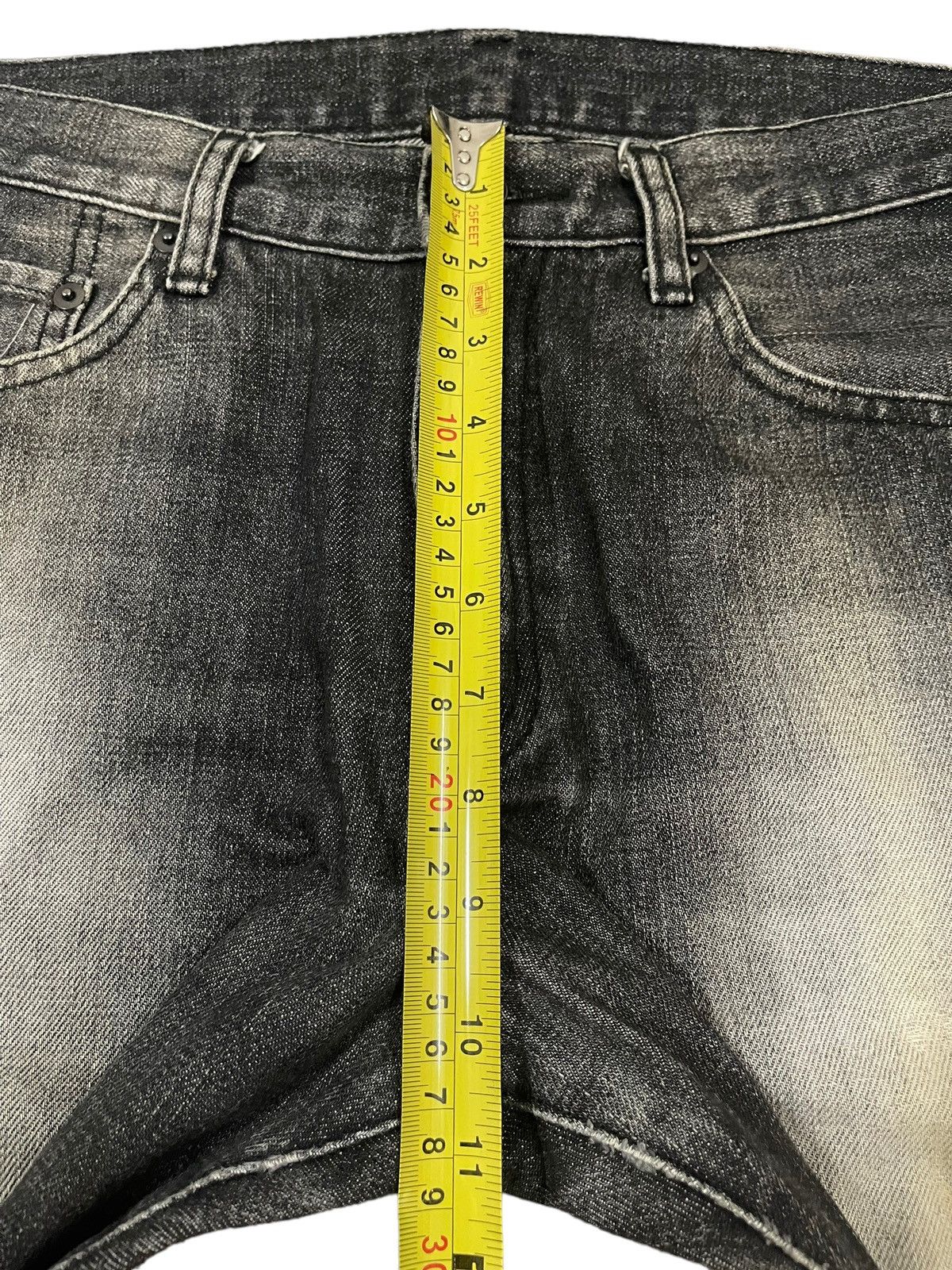 Uniqlo Vintage Japanese Uniqlo Faded Wash Style Loose Jeans Size US 30 / EU 46 - 13 Thumbnail