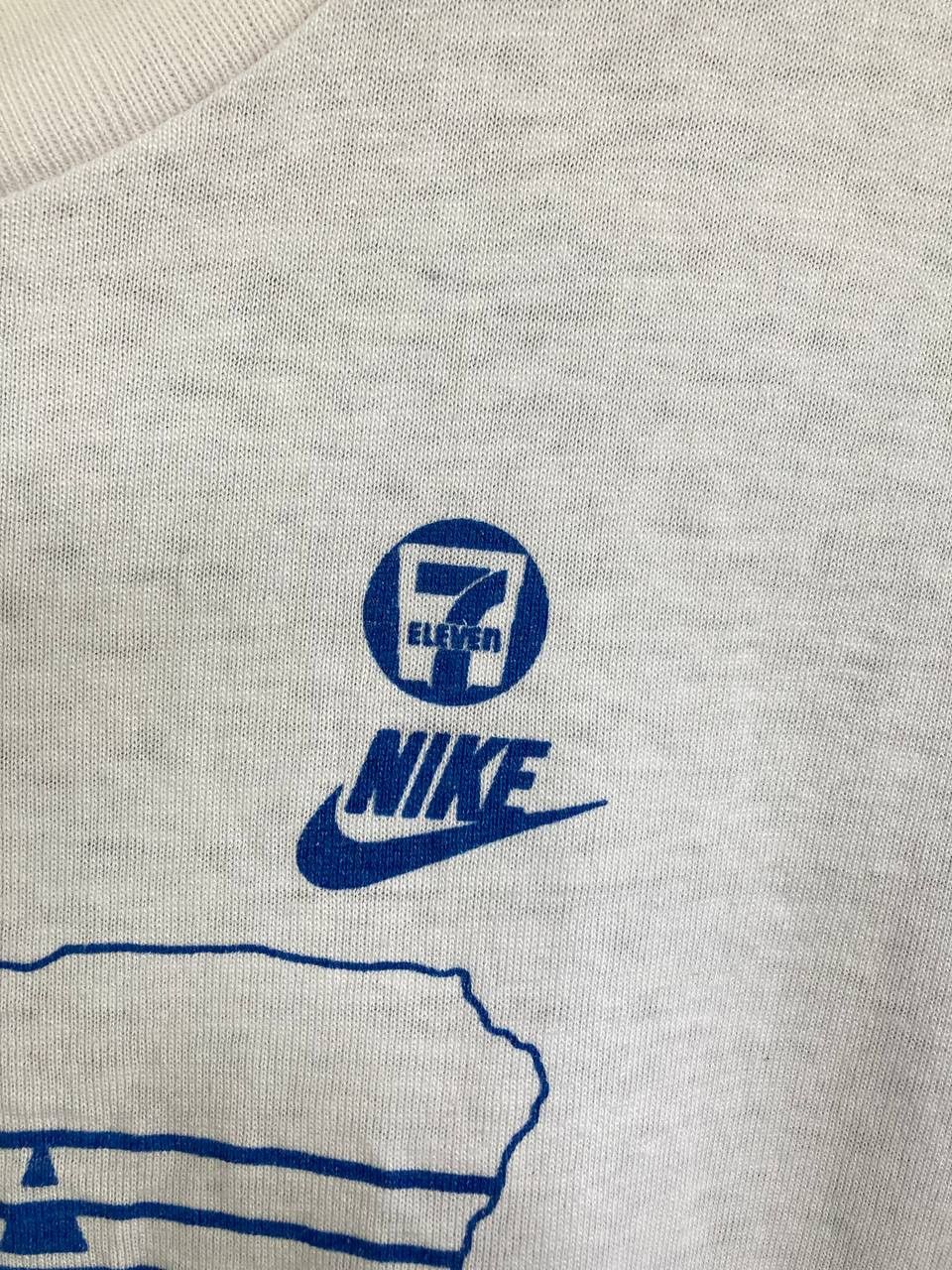 Vintage Vintage 1986 Nike Tee Size US L / EU 52-54 / 3 - 5 Thumbnail