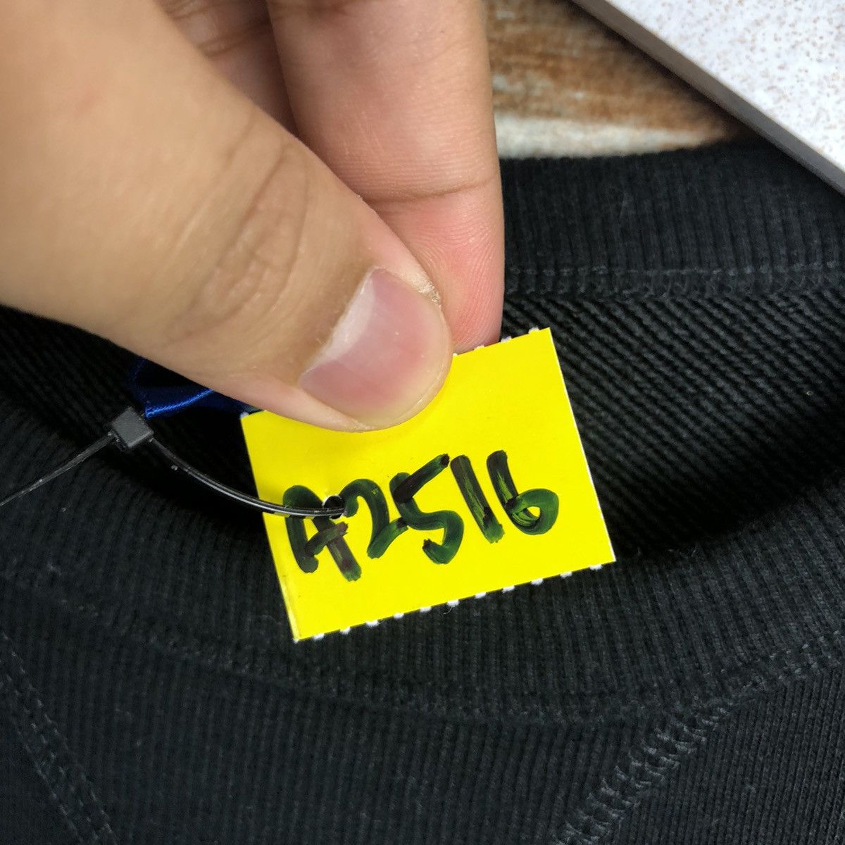Champion × Vintage Champion vintage Black Sweatshirt #A2516 Size US S / EU 44-46 / 1 - 10 Thumbnail