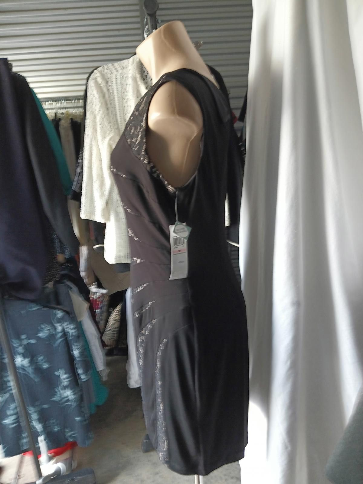 Designer Stunning Black Lace Dress by London Times - Size 10 Size L / US 10 / IT 46 - 2 Thumbnail