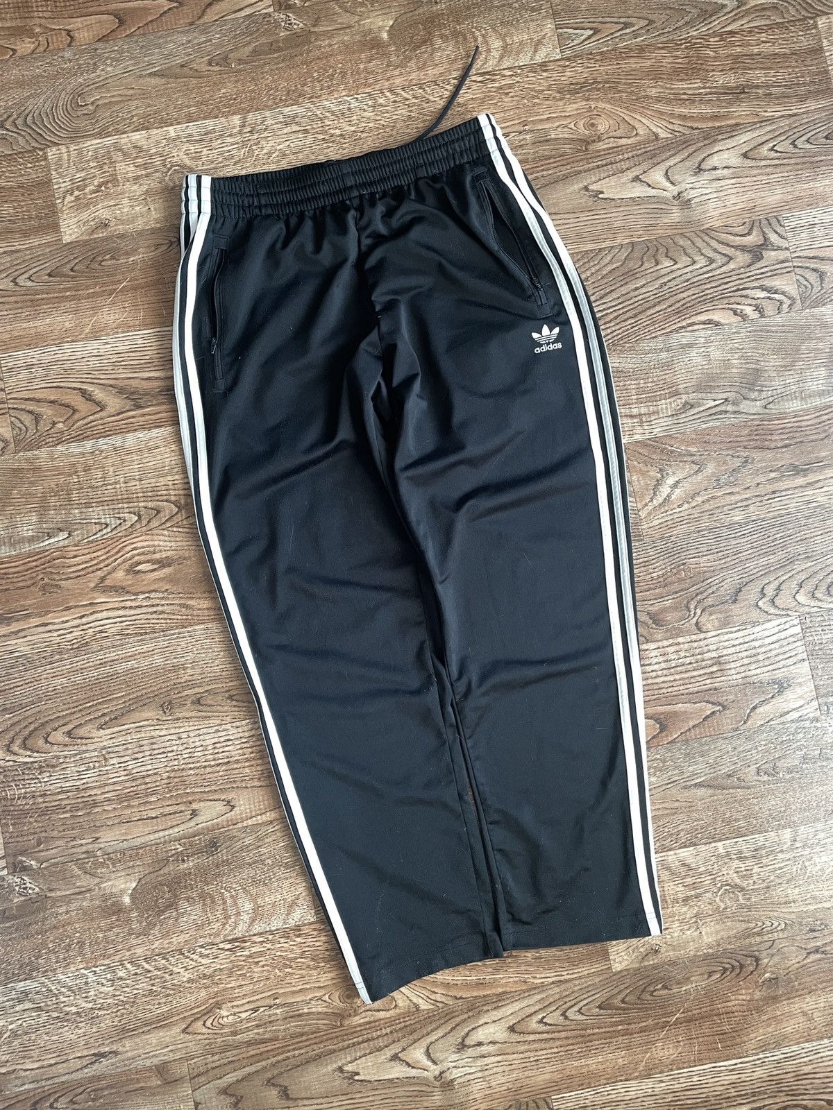 Adidas × Vintage Vintage Y2K Adidas Black Trackpants balenci style pants Size US 32 / EU 48 - 2 Thumbnail