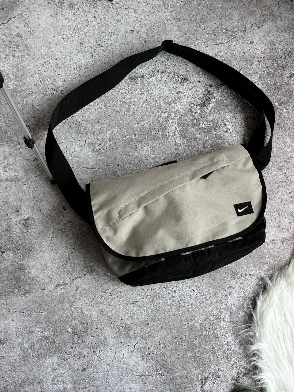 Nike Vintage Nike Cordura Shoulder crossbody sling bag Y2K Size ONE SIZE - 4 Thumbnail