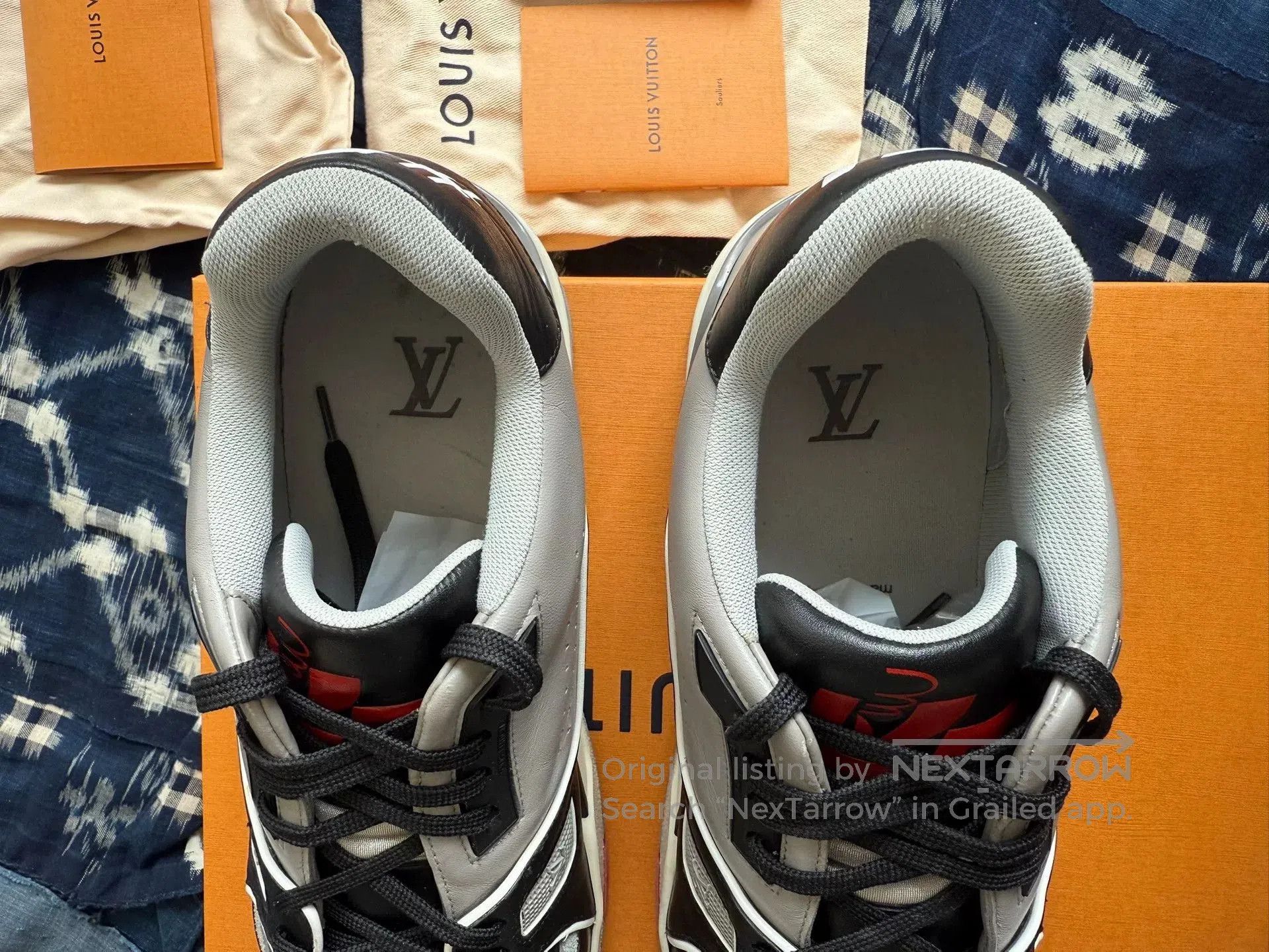Louis Vuitton LOUIS VUITTON LV TRAINER Black Sneakers. Size US 10 / EU 43 - 7 Thumbnail