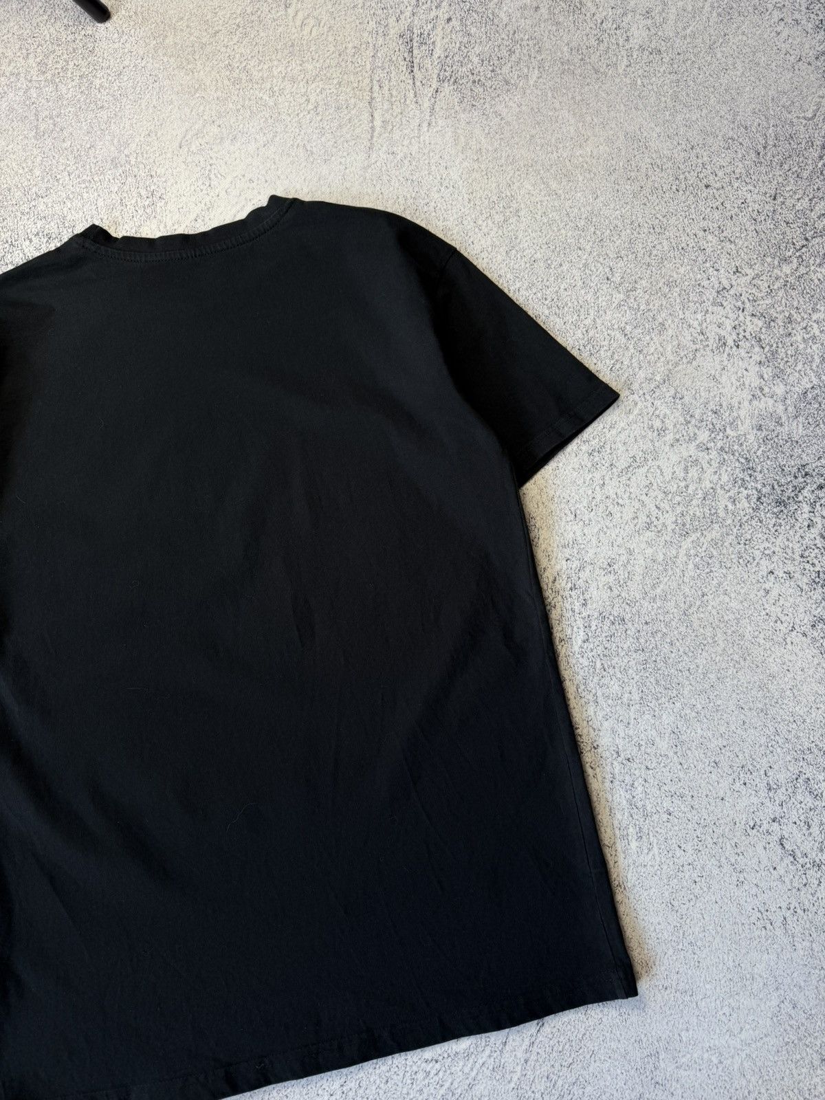 Vintage Vintage Eluem Luorlos T Shirt Y2K Size US S / EU 44-46 / 1 - 18 Thumbnail