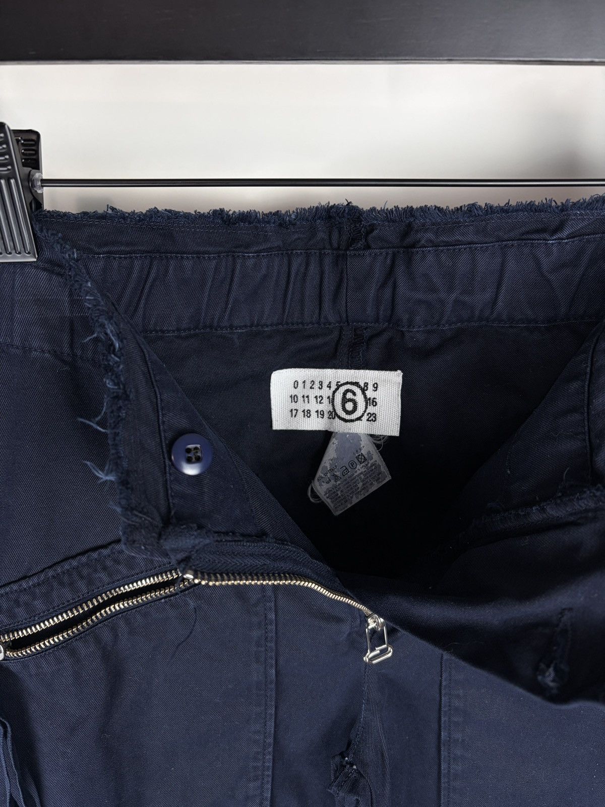 Maison Margiela AW06 Maison Margiela Distress Zip Tassel Pocket Cargo Pants Size US 30 / EU 46 - 6 Thumbnail