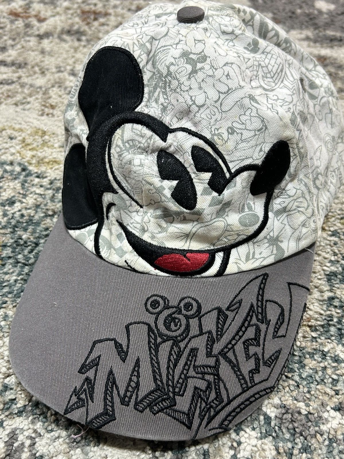 Vintage Vintage Y2K Disney Mickey Mouse Graffiti Hat Size ONE SIZE - 2 Thumbnail