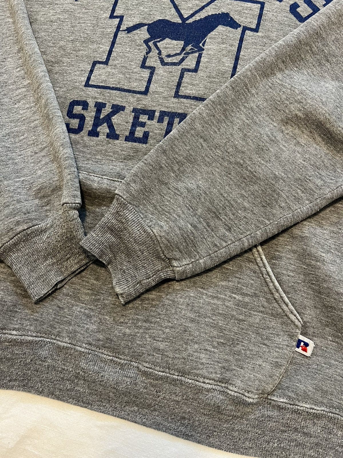 Russell Athletic Master’s Basketball vtg hoodie (made in USA) Size US L / EU 52-54 / 3 - 3 Thumbnail