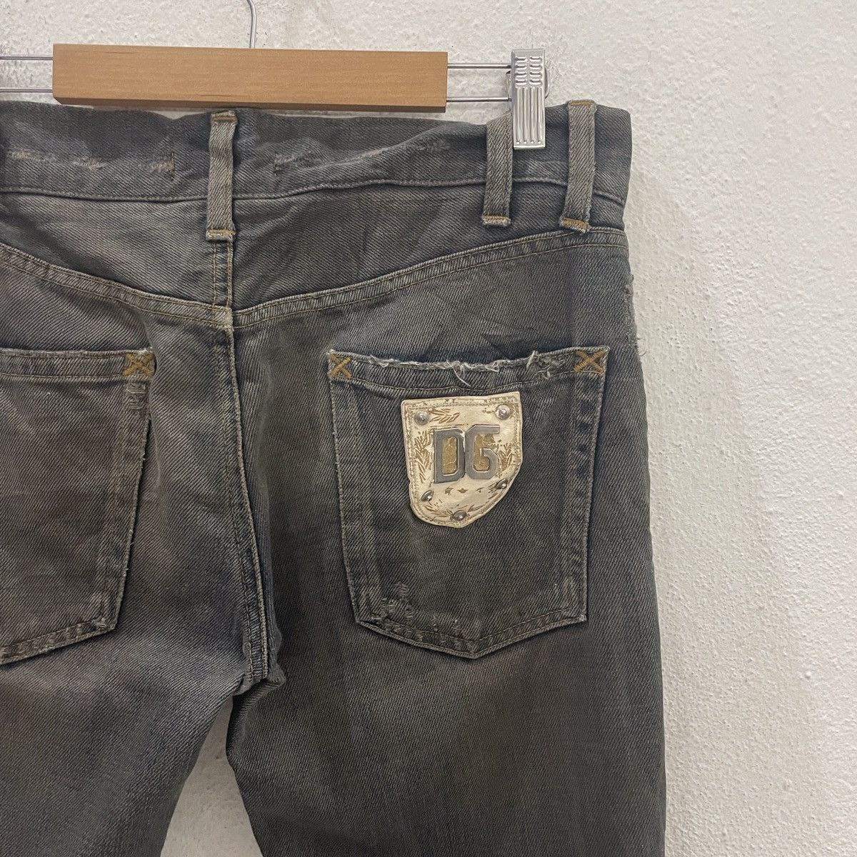 Dolce & Gabbana Vintage Dolce & Gabbana Distressed Denim Size 34" / US 12 / IT 48 - 11 Thumbnail