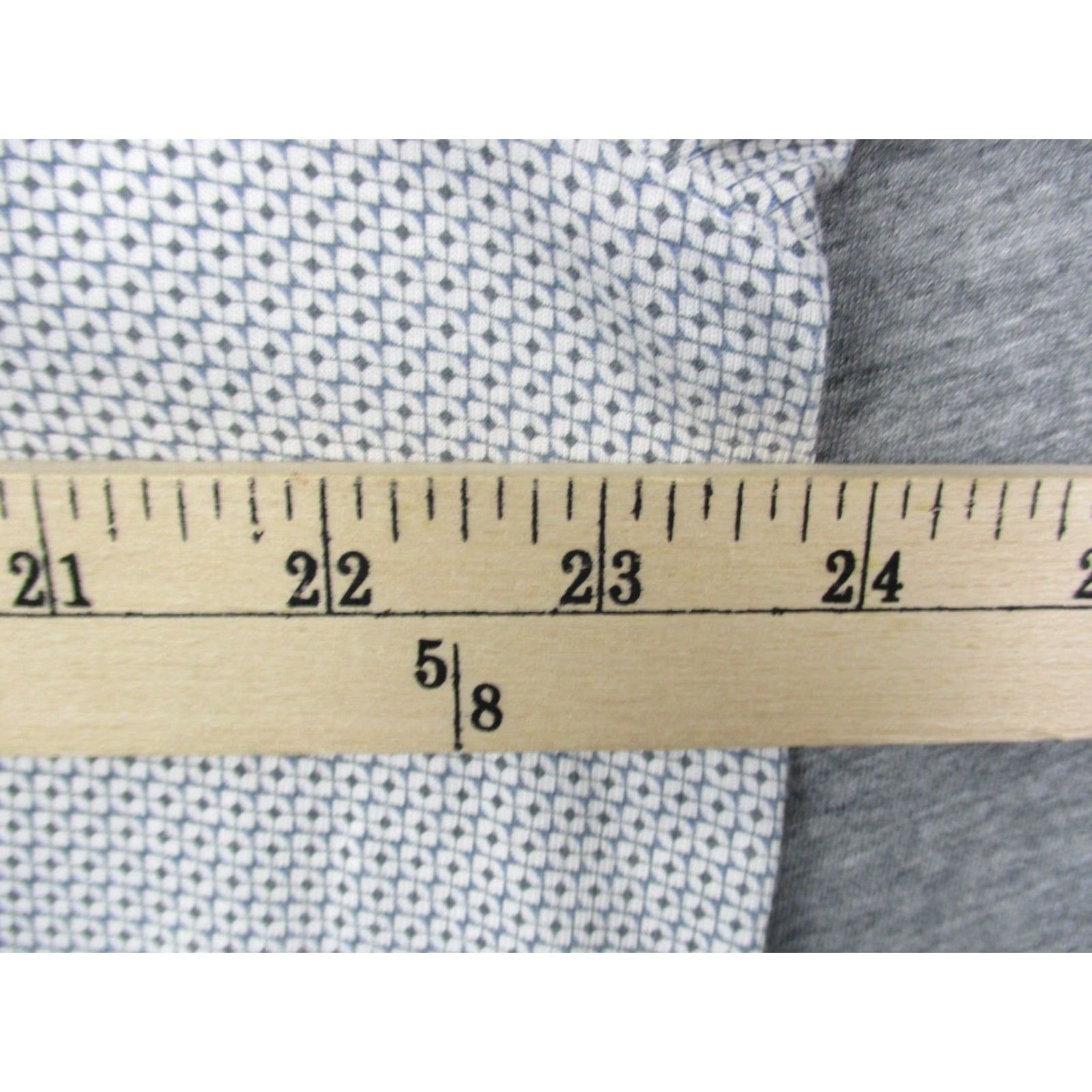 Vintage Patrick Assaraf Polo Shirt Mens 2XL White Gray Geometric Print Stretch Shirt Mens Size 2XL Polo Easy Care Size US XXL / EU 58 / 5 - 7 Thumbnail