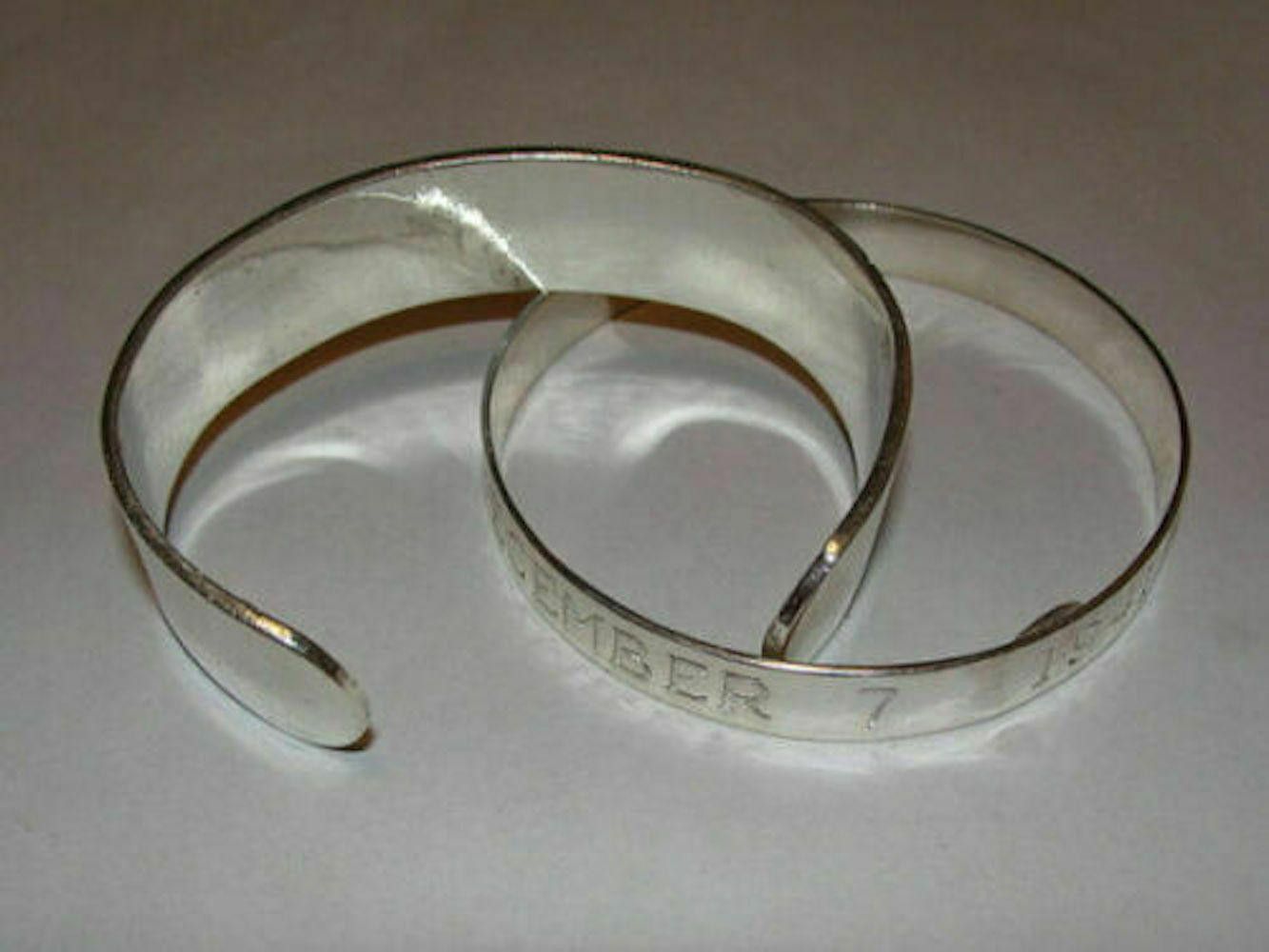 Handmade Sterling Silver Women's Pearl Harbor Bangle Bracelet Size ONE SIZE - 2 Thumbnail
