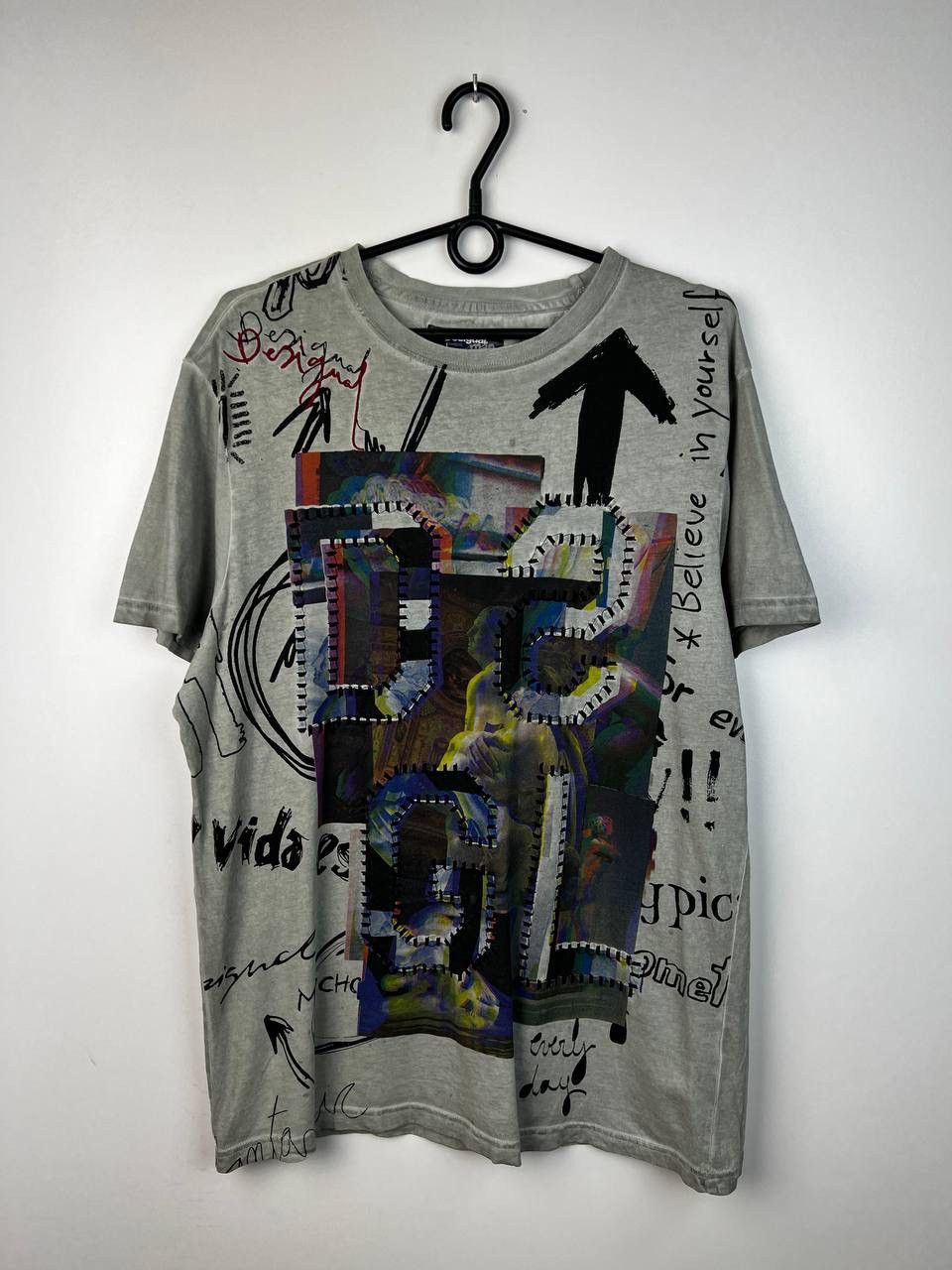 Desigual Desigual luxury t-shirts size L Size US L / EU 52-54 / 3 - 1 Thumbnail