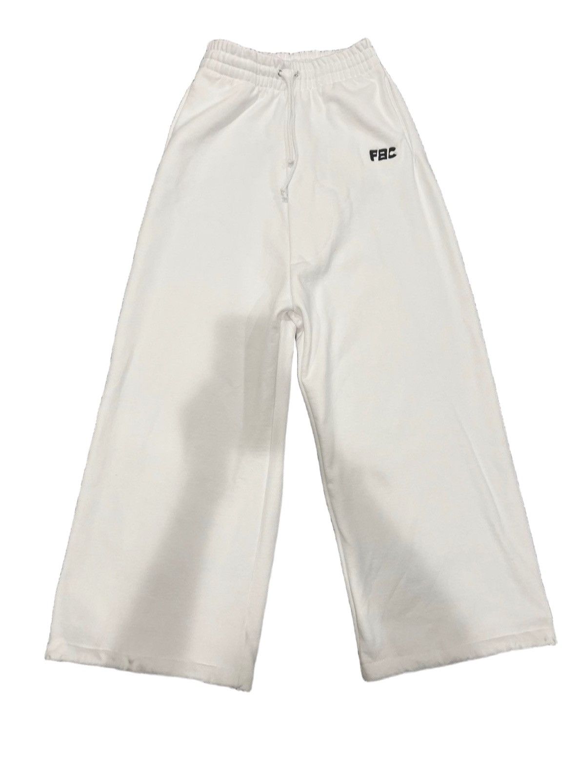 Anonymous Club × Playboi Carti Playboi Carti x Opium x Anonymous Club White Sweatpants Size US 30 / EU 46 - 1 Thumbnail