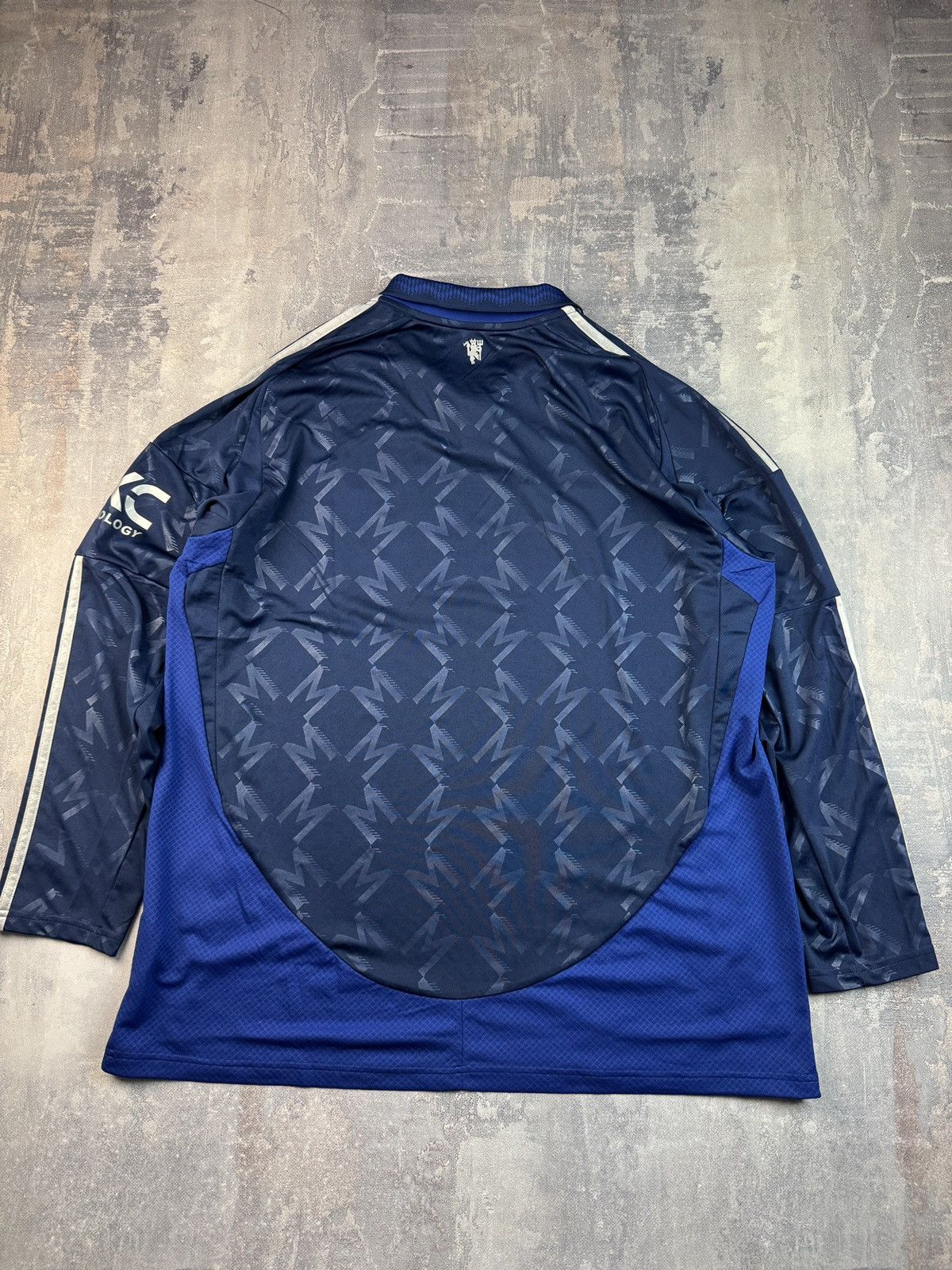 Adidas Manchester United 24/25 Men’s 2XL Long Sleeve Away Authentic Size US XXL / EU 58 / 5 - 9 Thumbnail