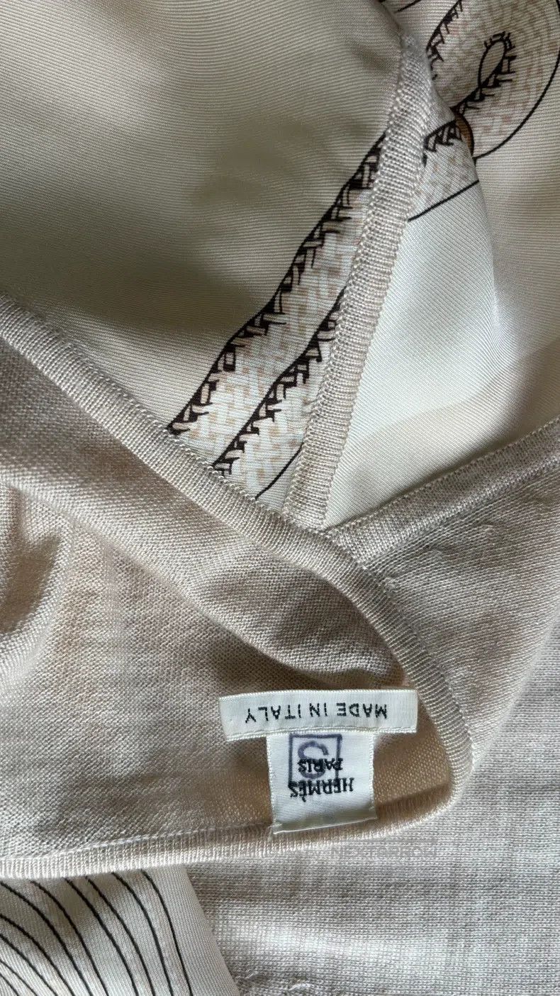 Hermes Hermes Brandenburg Silk and Cashmere Bat Sleeve Top Size XXS / US 00 / IT 34 - 6 Thumbnail