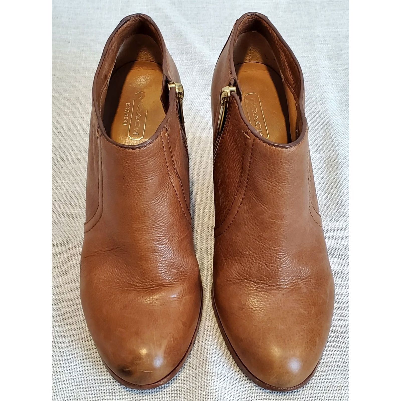 Coach VINTAGE COACH Hattie Brown Safari Leather Ankle Bootie Women's US 6B Block Heel Shoes Size US 6 / IT 36 - 4 Thumbnail