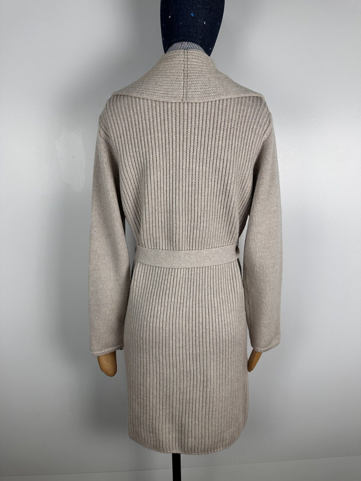 Max Mara Max Mara Wool Cardigan Knited Long Beige Size M Size M / US 6-8 / IT 42-44 - 5 Thumbnail