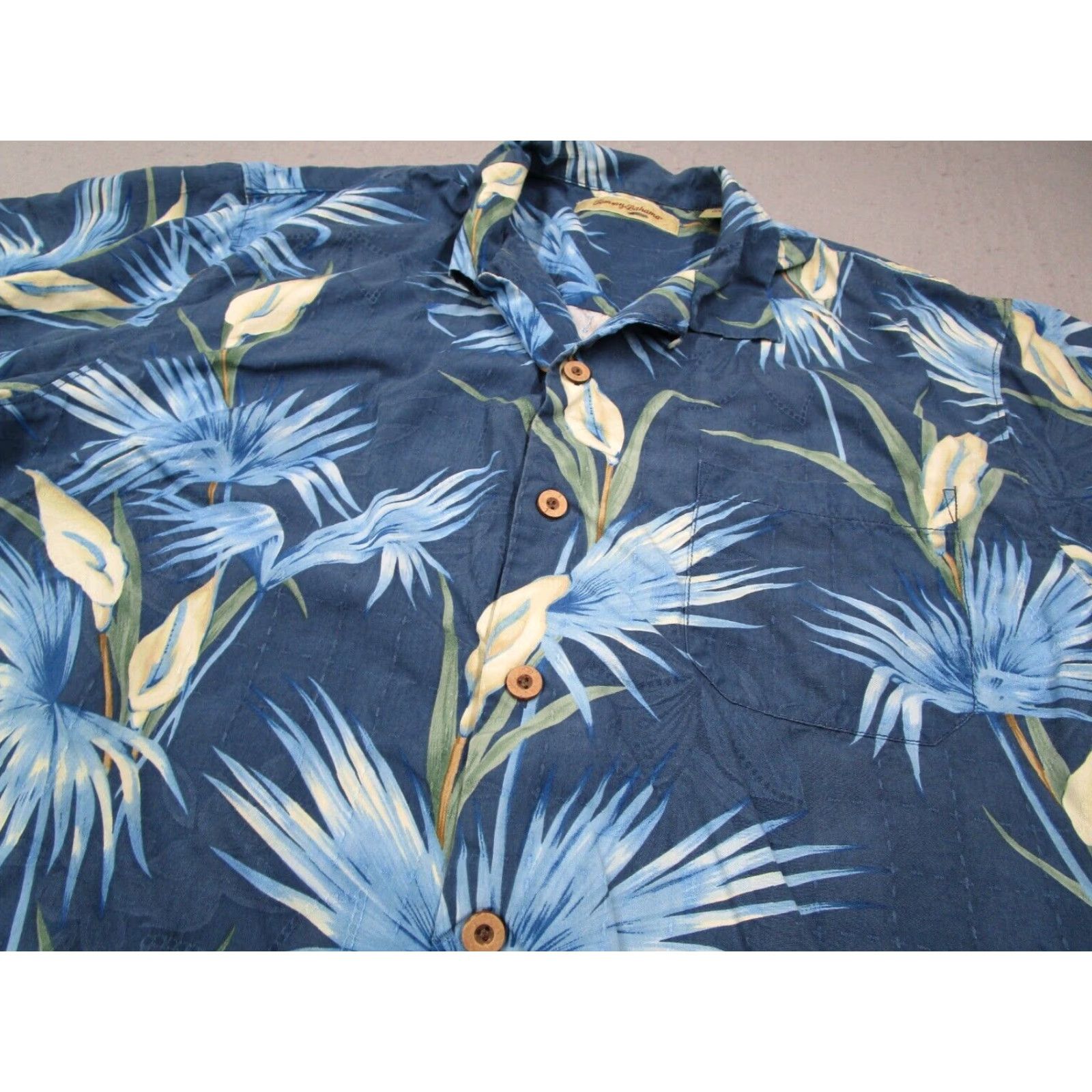 Tommy Bahama TOMMY BAHAMA Shirt Mens Large Blue Floral Button Up Silk Camp Loop Collar Size US L / EU 52-54 / 3 - 2 Thumbnail