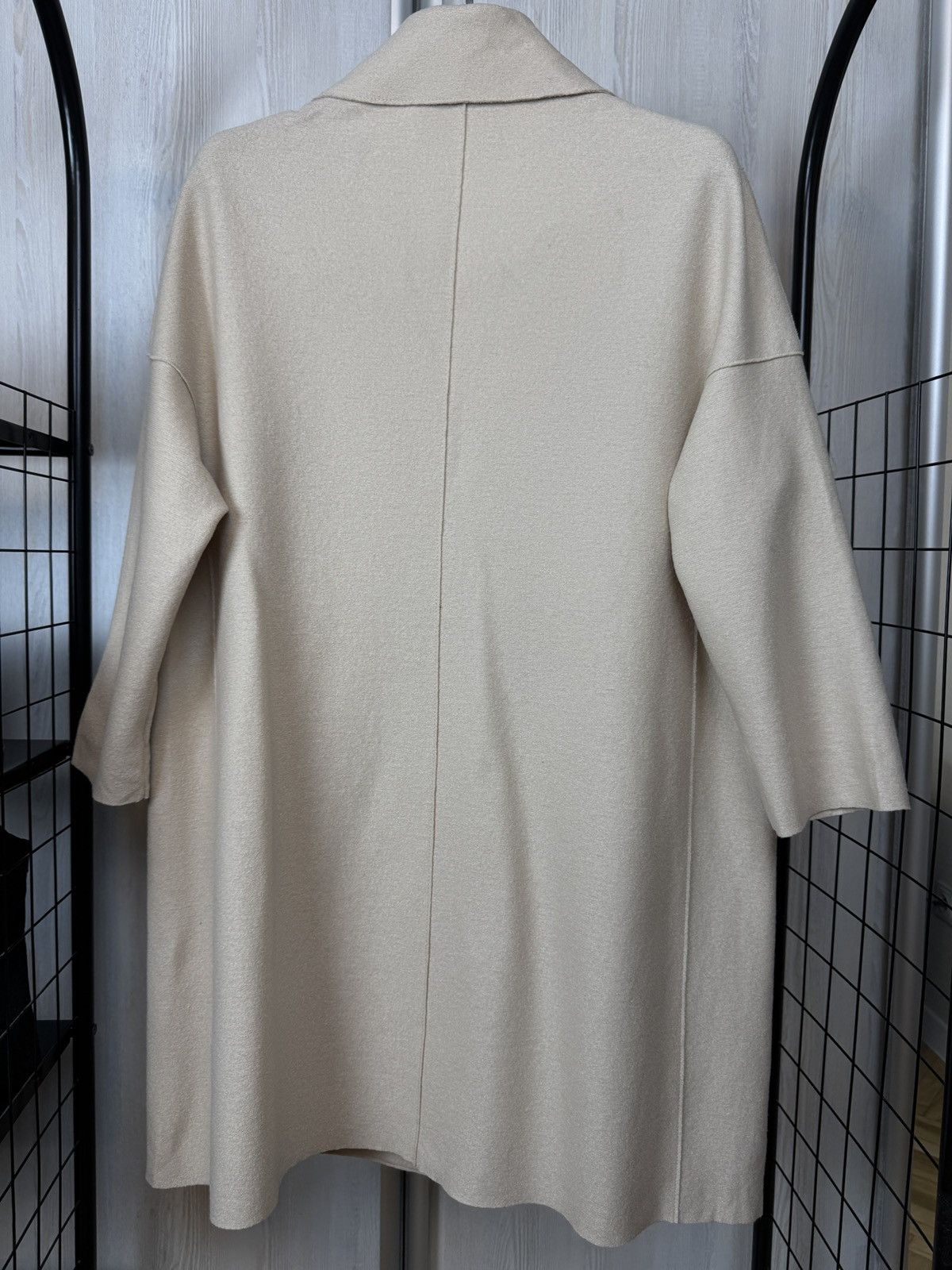 Harris Wharf London Harris Wharf London beige virgin wool trench coat Size L / US 10 / IT 46 - 9 Thumbnail