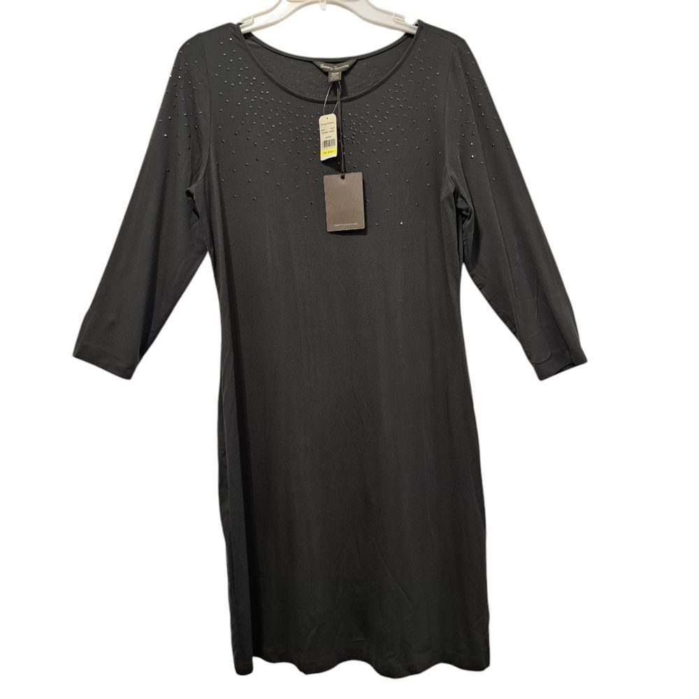 Tommy Bahama Tommy Bahama Studded Embellished Pullover Ligthweight Mini Dress Pepper Med NWT Size M / US 6-8 / IT 42-44 - 1 Thumbnail