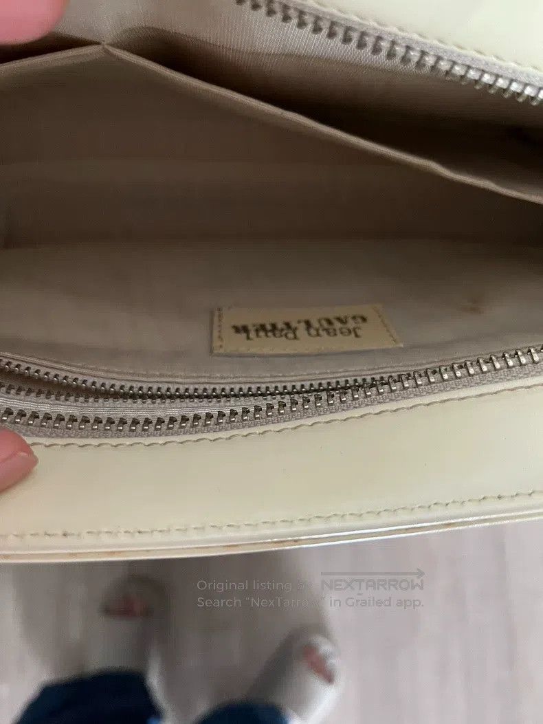 Jean Paul Gaultier Jean Paul Gaultier Ivory Gun Flower Sling Bag Handbag Size ONE SIZE - 7 Thumbnail