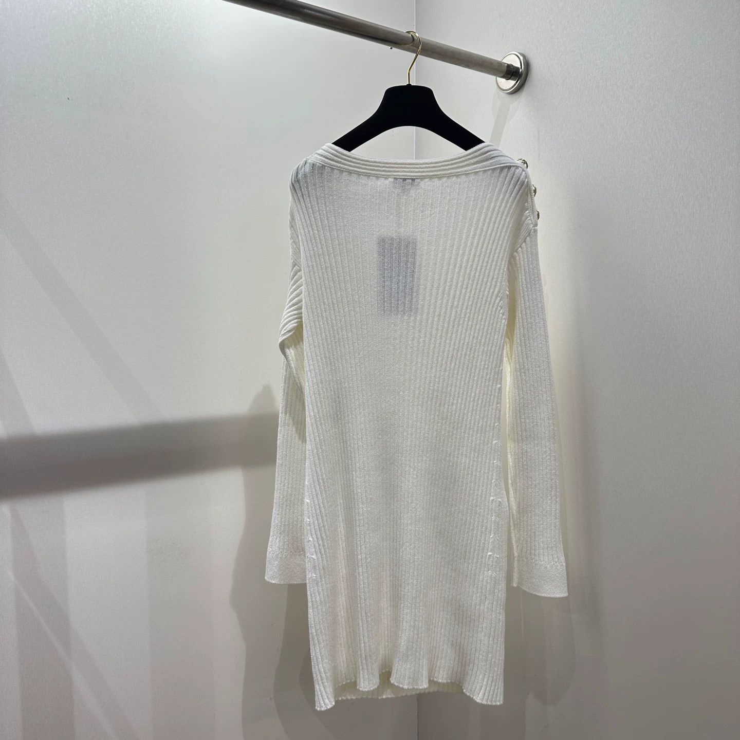 Chanel Chanel apr457 OffShoulder BigLogo GoldBtn CottonDress 38 Size S / US 4 / IT 40 - 2 Thumbnail