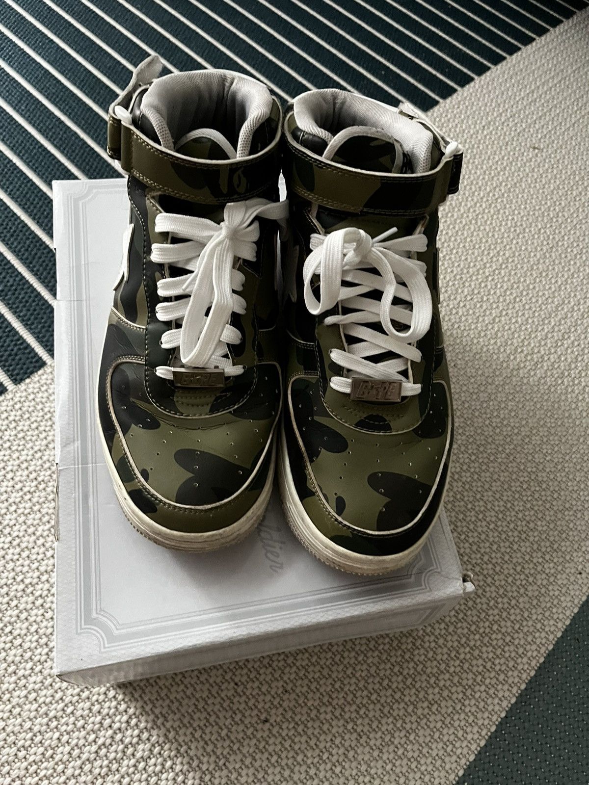 Bape 1st Camo Bapesta Mid Size US 10.5 / EU 43-44 - 3 Thumbnail