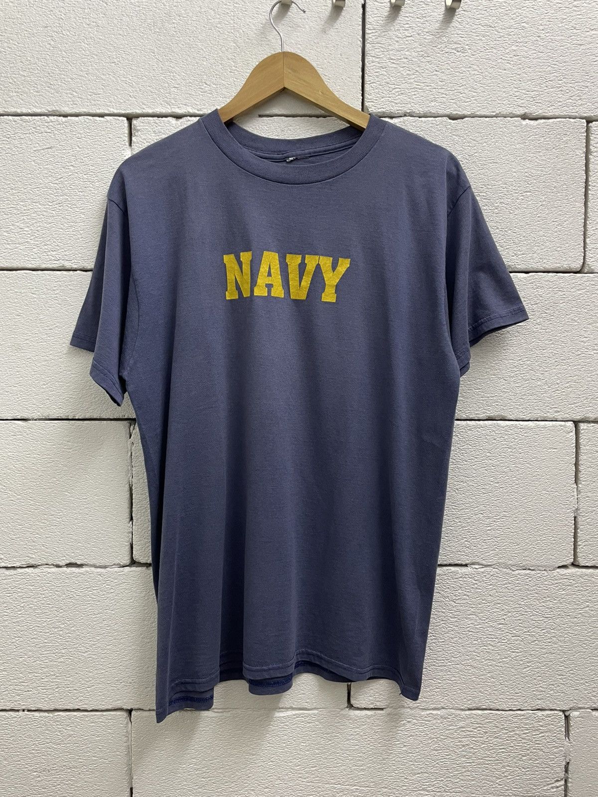 Vintage Vintage Navy Thrashed Sun Faded Distressed Shirt Grunge ERD Size US L / EU 52-54 / 3 - 1 Thumbnail