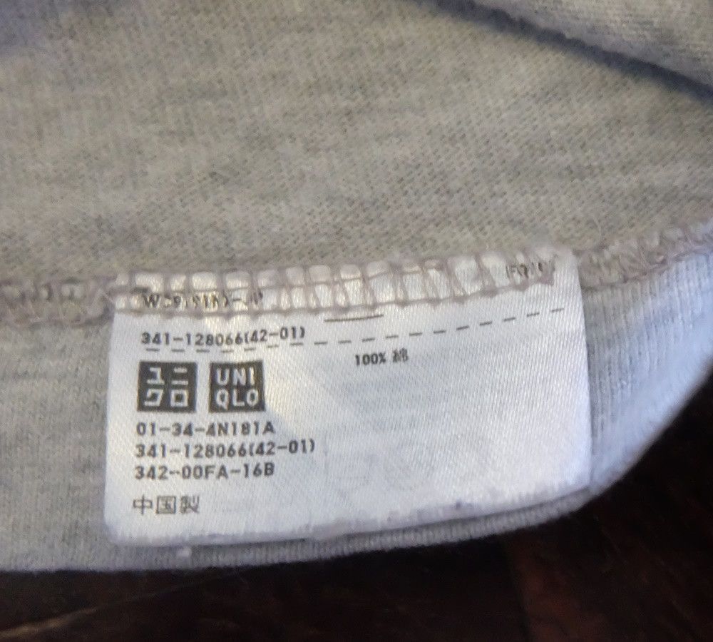 Pharrell × Uniqlo Uniqlo x Pharrell Williams "i am OTHER" shirt Size US M / EU 48-50 / 2 - 5 Thumbnail