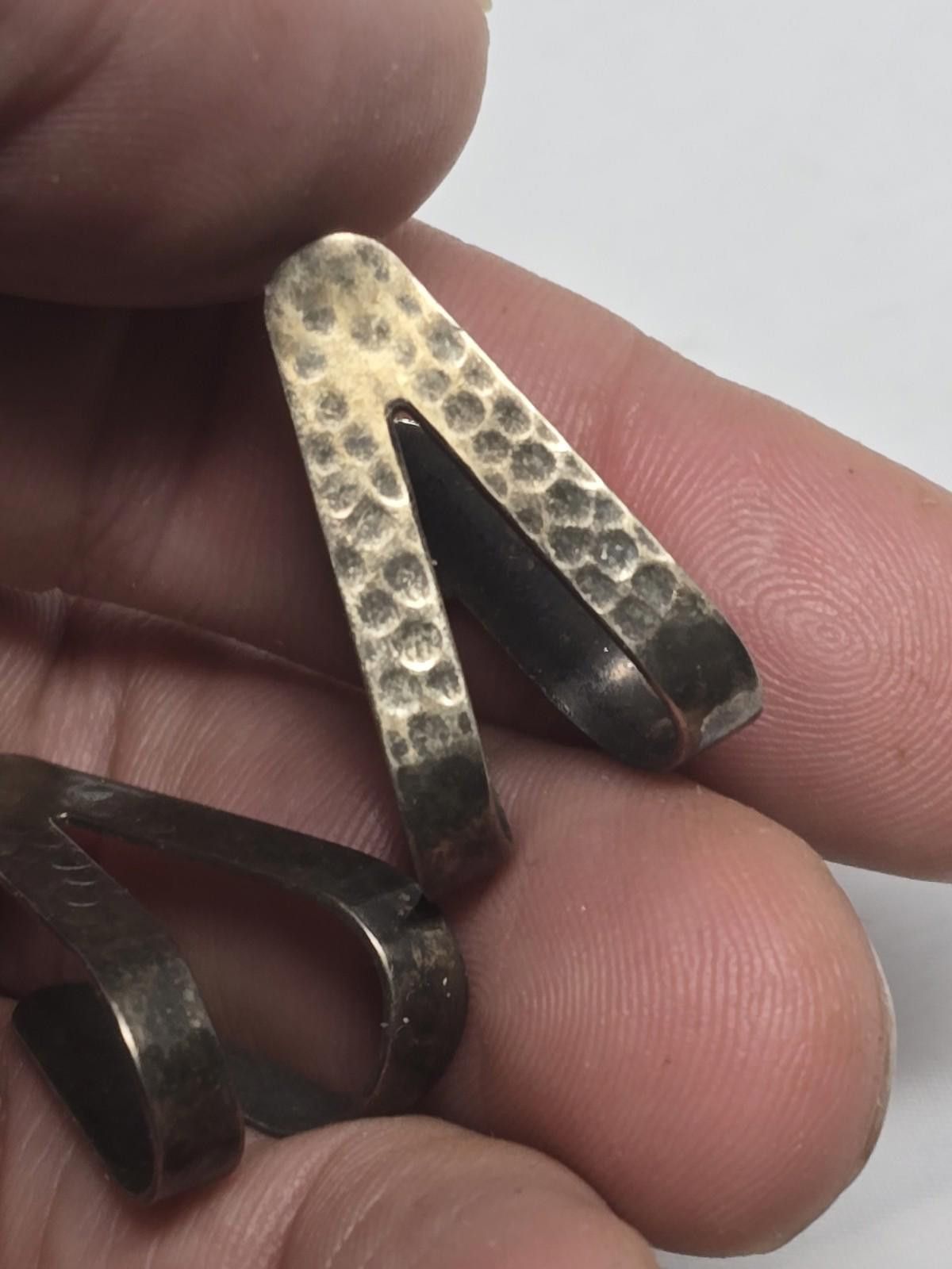 Sterling Silver Vtg STERLING Silver Hammered Geometric V Hoop Earrings Size ONE SIZE - 6 Thumbnail