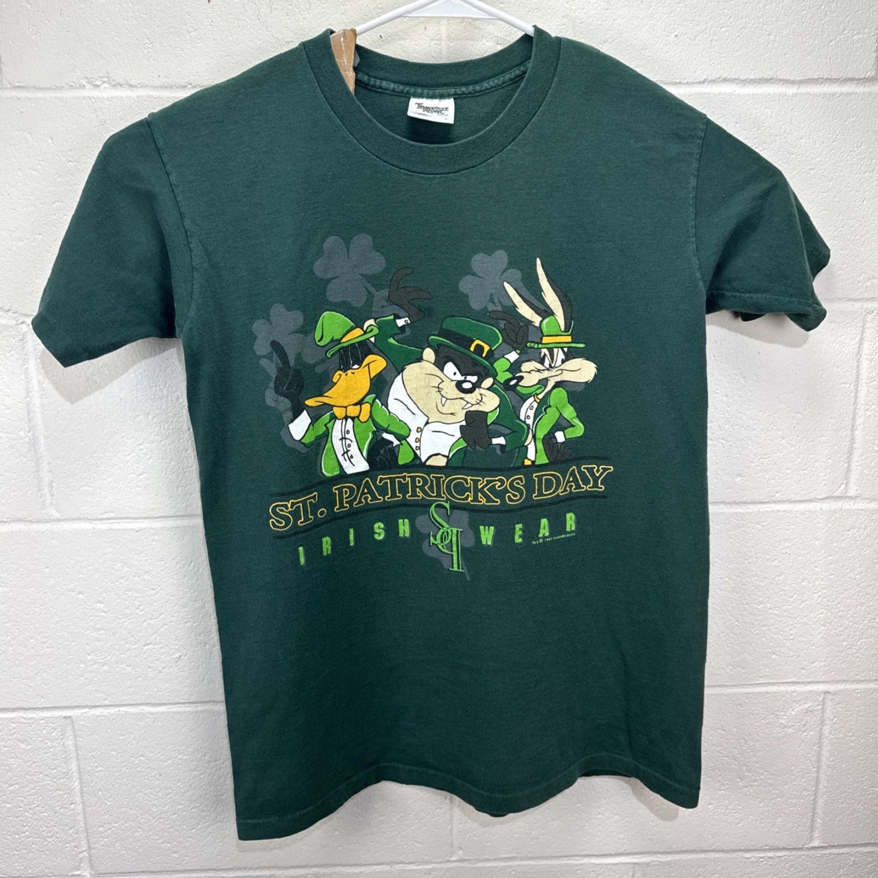 Vintage Vintage Looney Tunes T-Shirt 1997 Daffy Duck Tasmanian Devil Cartoon Green Size Large Men Size US L / EU 52-54 / 3 - 2 Thumbnail