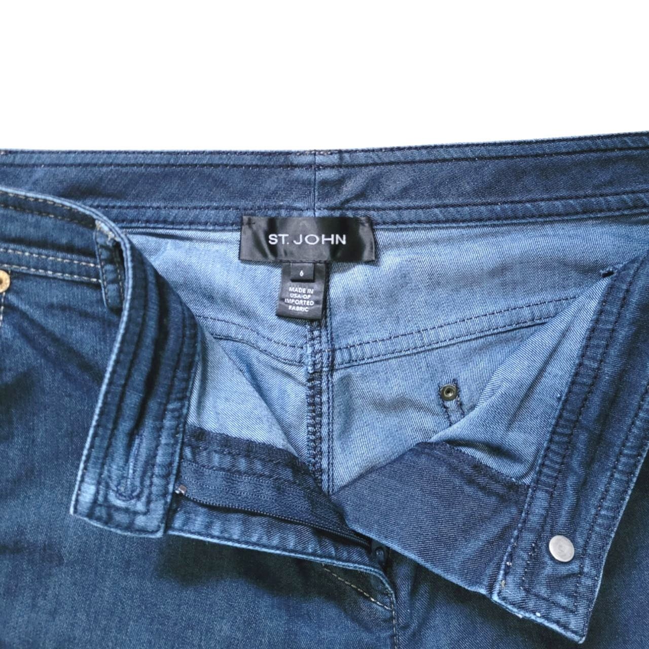 St. John St. John Blue Jeans | Size 6 Size 28" / US 6 / IT 42 - 3 Thumbnail