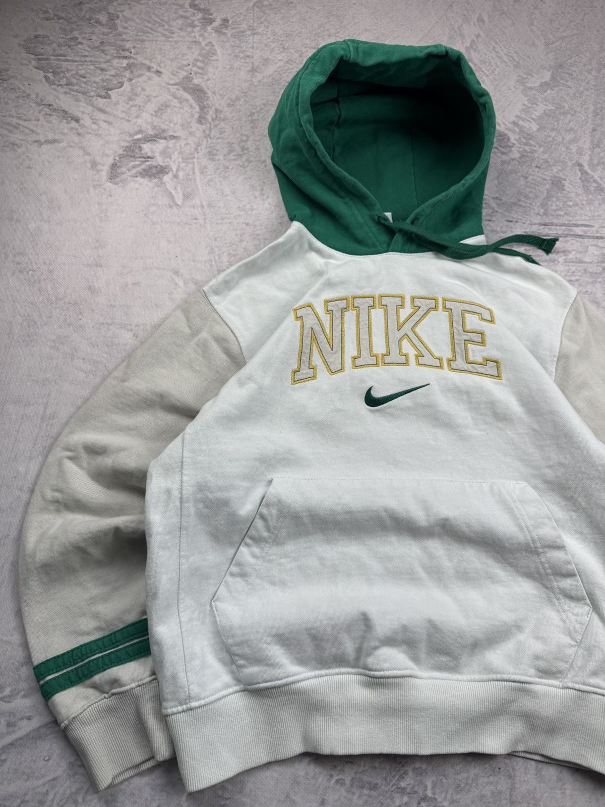 Nike × Vintage NIKE VINTAGE CENTER LOGO OVERSIZE BOXY HOODIE Size US S / EU 44-46 / 1 - 2 Thumbnail
