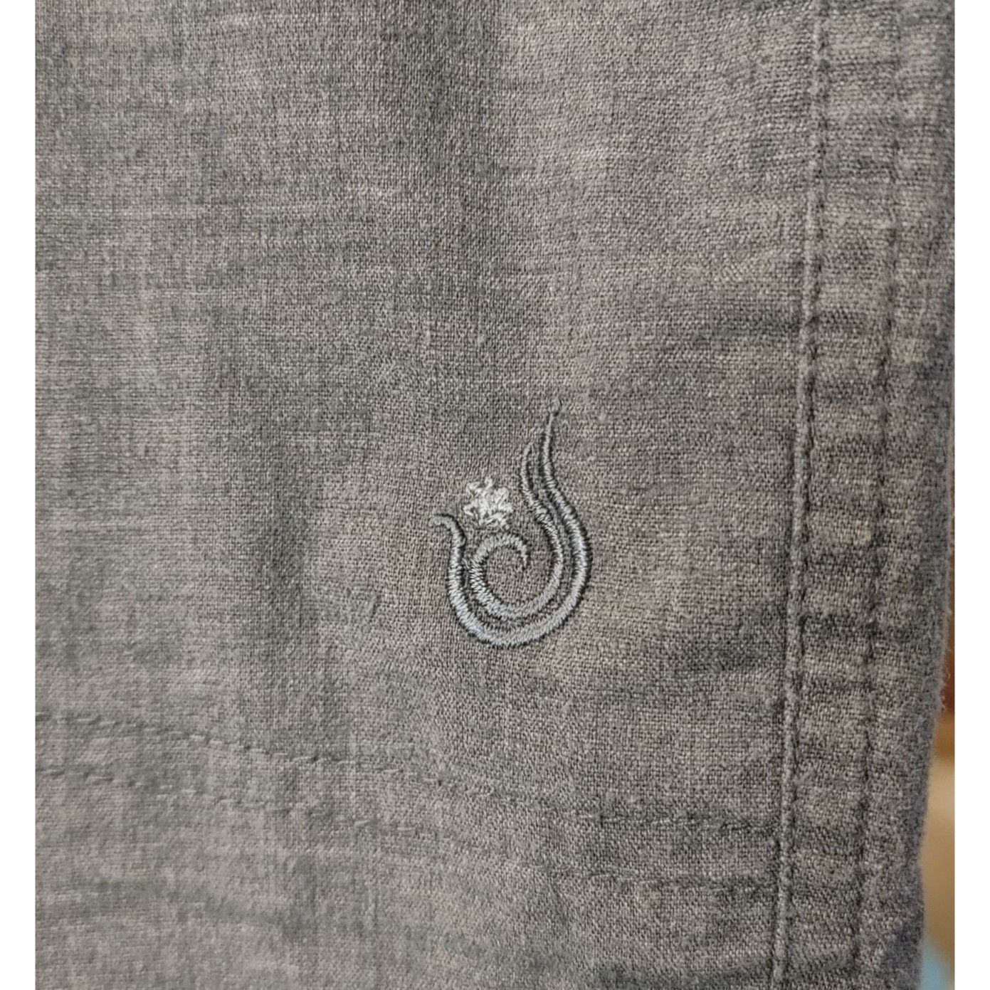 Other Isis Women's Gray Jean Mid Length Shorts Size 12 Size 34" / US 12 / IT 48 - 2 Thumbnail