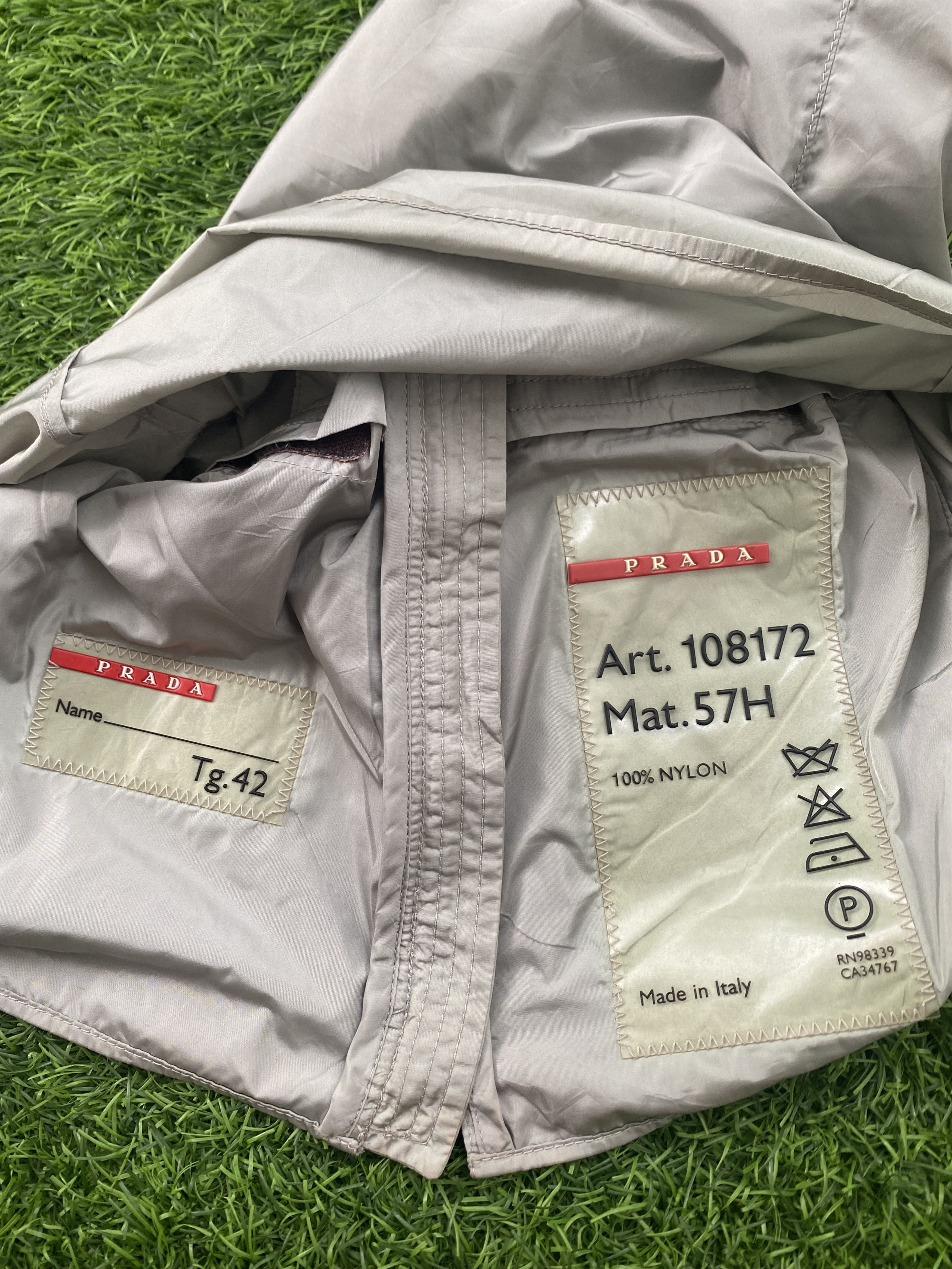 Prada Vintage Prada 2 way Light Jacket Size M / US 6-8 / IT 42-44 - 7 Thumbnail