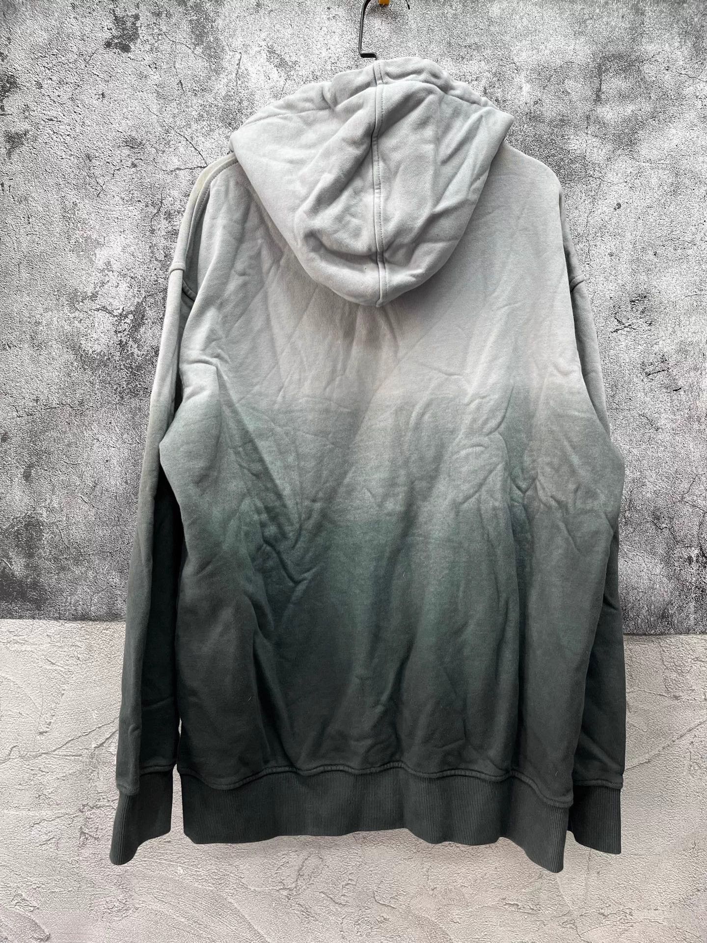 Sophnet. Sophnet gradient hoodie Size S Size US S / EU 44-46 / 1 - 2 Thumbnail