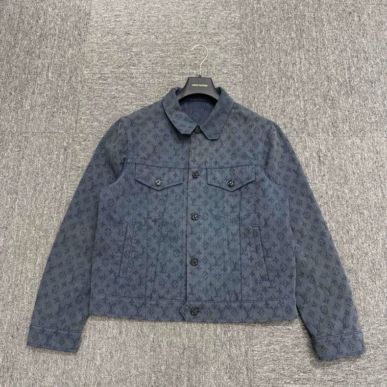 Louis Vuitton Louis Vuitton Full color and full print print denim jacket Size US M / EU 48-50 / 2 - 1 Thumbnail