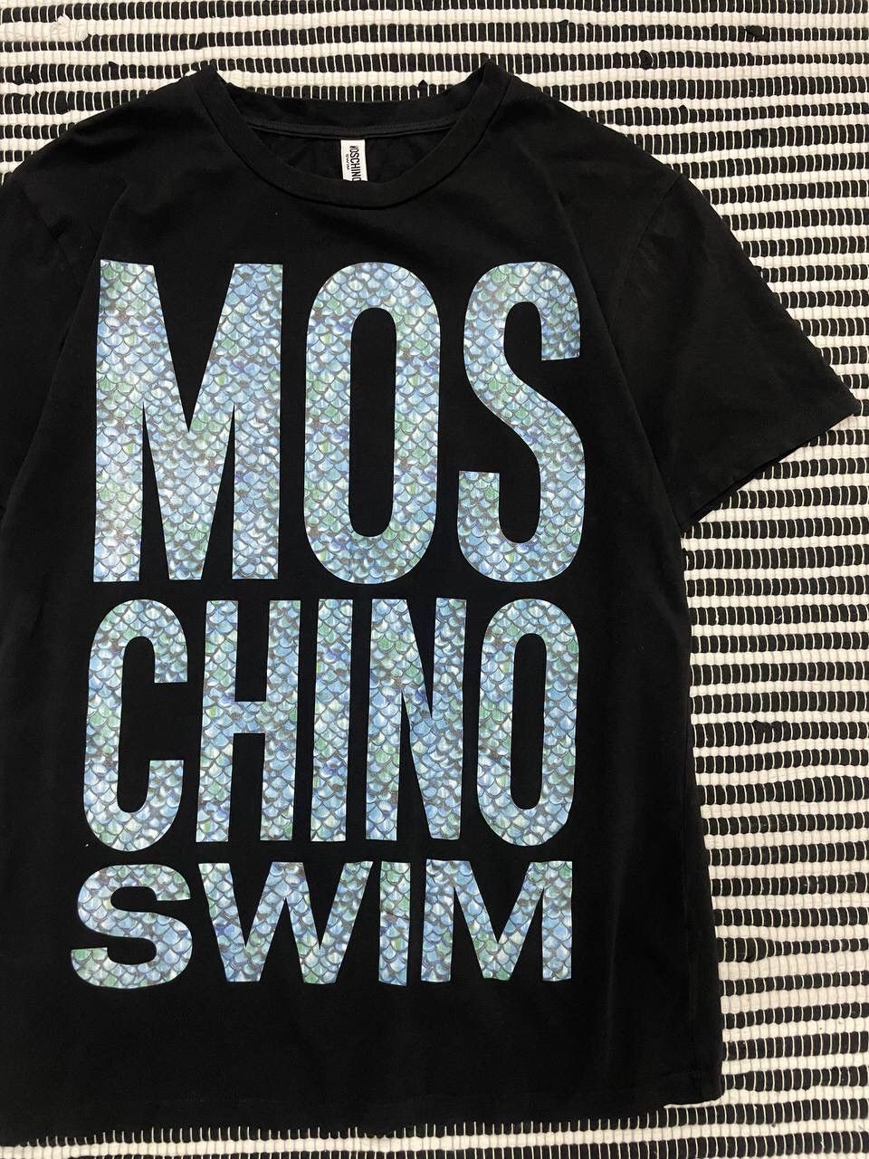 Japanese Brand × Moschino Crazy Moschino Swim Big Logo Tee T-Shirt Y2K Size US M / EU 48-50 / 2 - 3 Thumbnail