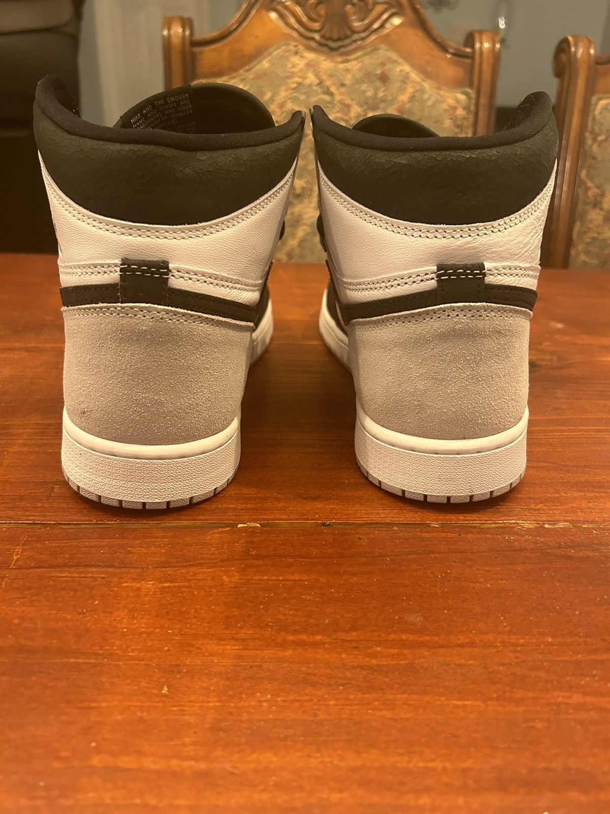 Jordan Brand × Nike Air Jordan 1 Retro High OG Stage Haze Size US 12 / EU 45 - 4 Thumbnail